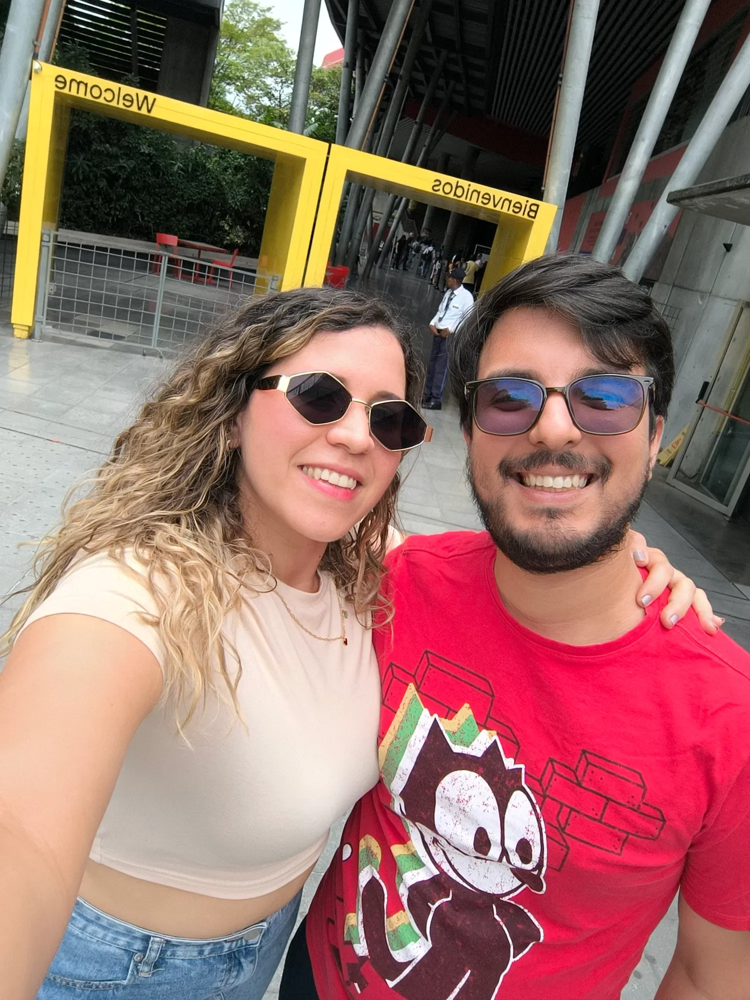 8qSuX28UJKQ16pk8_1000984731.webp