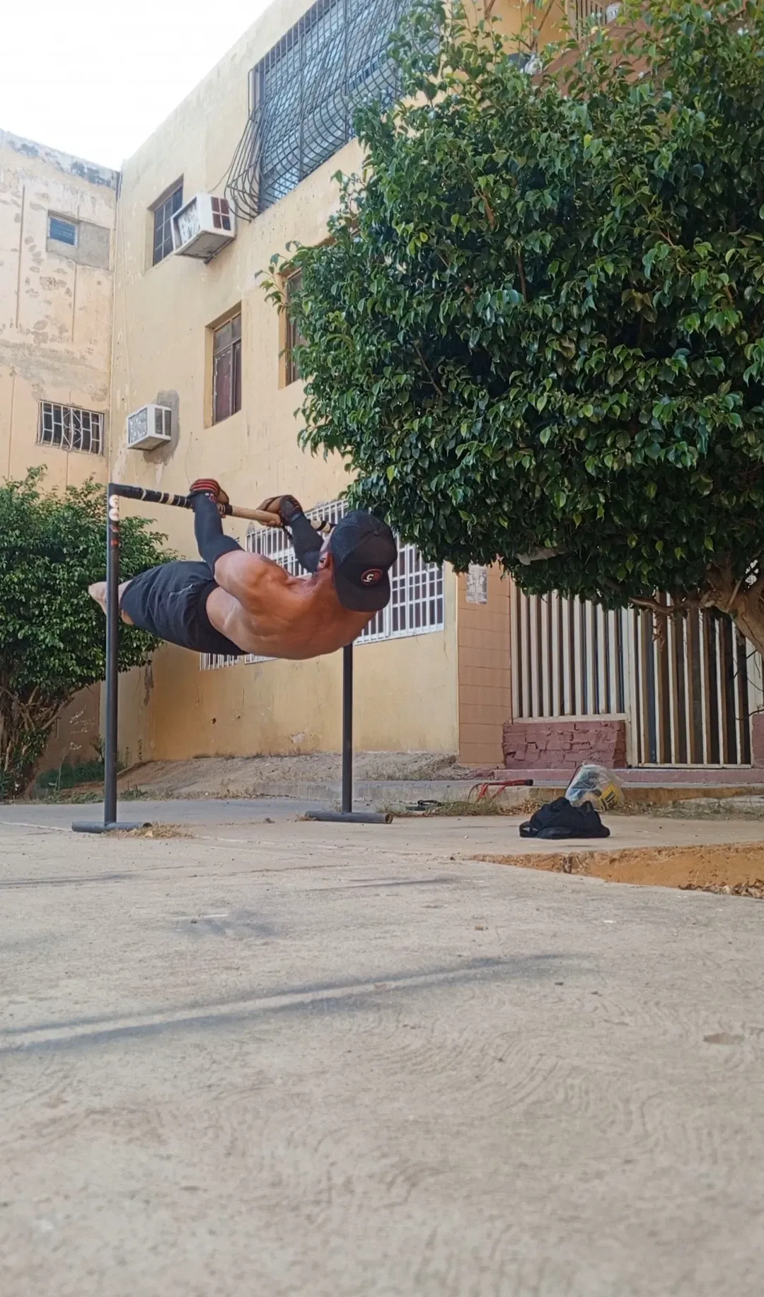 YX3qeC3qW1qx20iW_1758564138758.webp