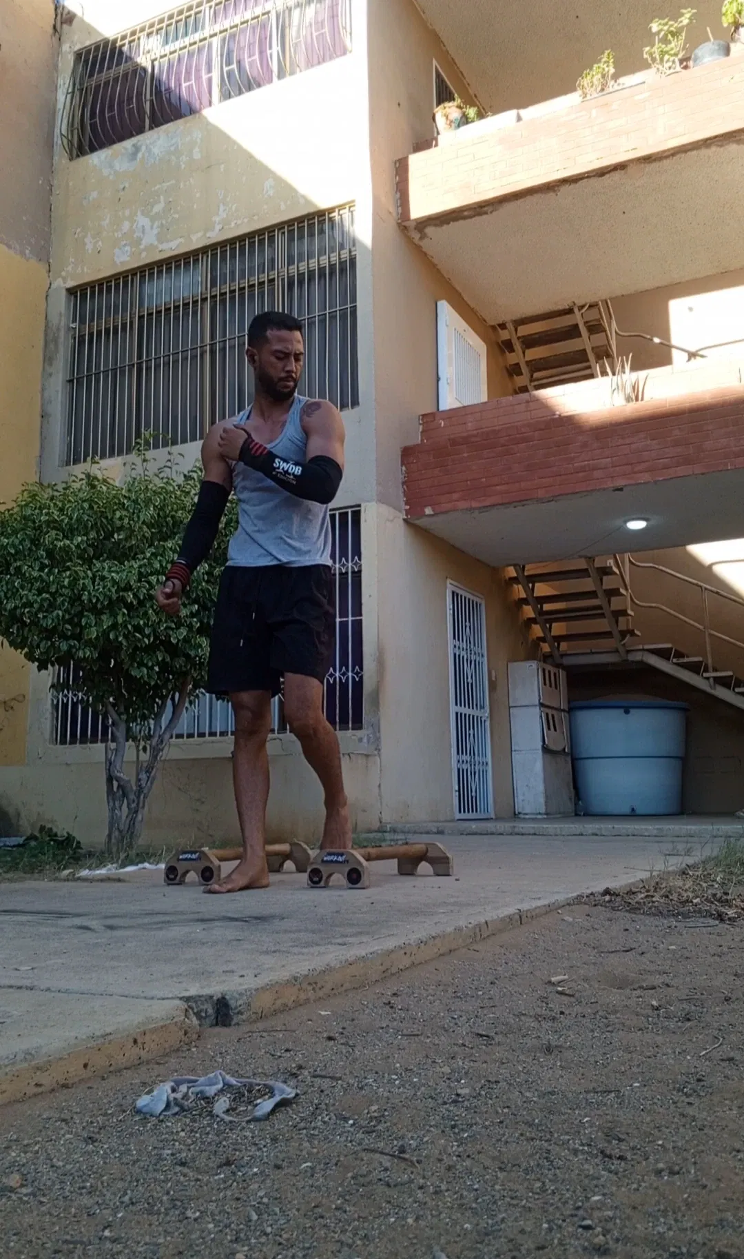 k8IZw7Wj273UP6iY_1755180021618.webp