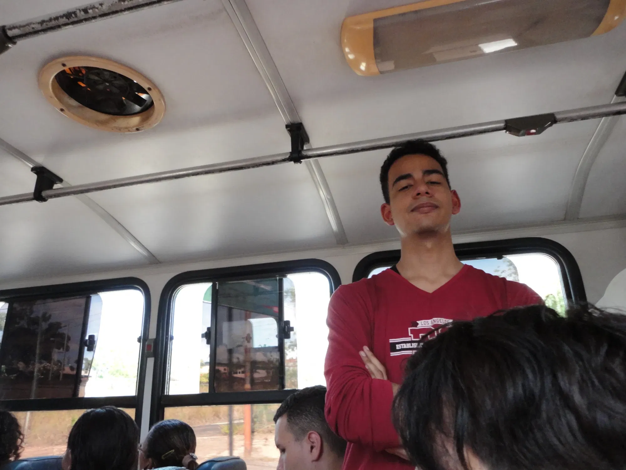 8d5pM8eG10f4P7c6_DSC00131.webp