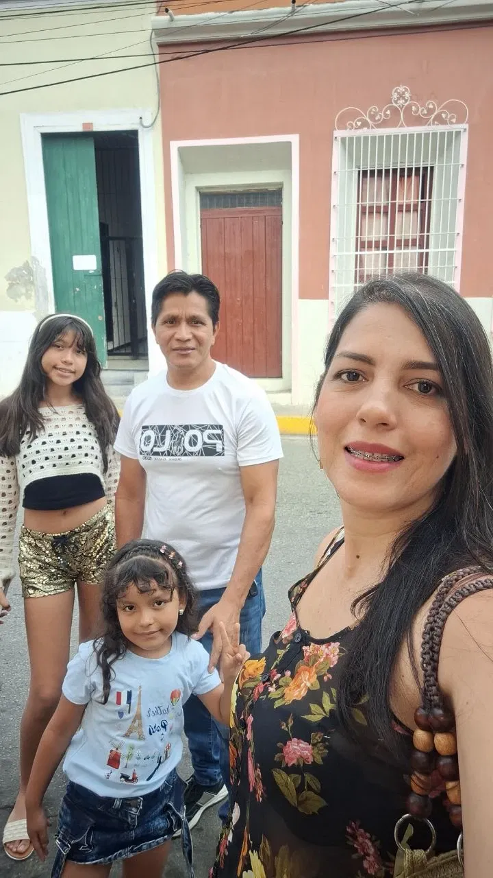 97dTi0Ak85E45rco_1000949025.webp