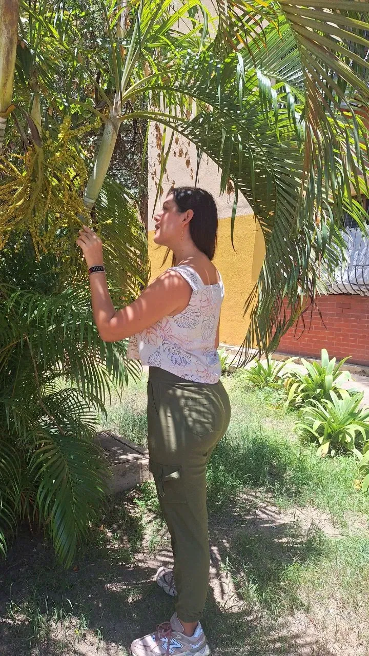 bKhR7Ux9jVBOqnnP_1001050479.webp