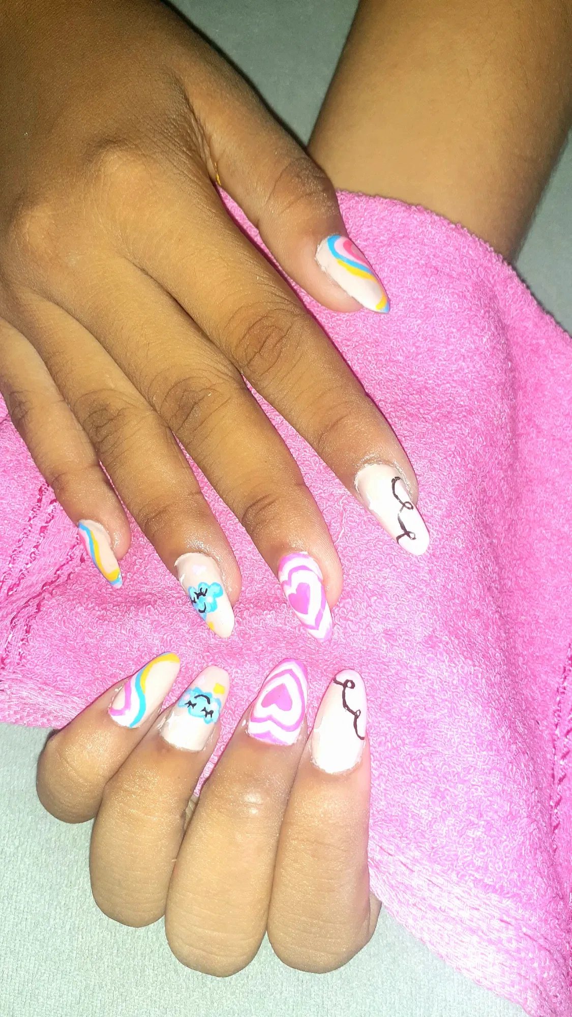 Manicura que le hizo Orismar a mi sobrina Aurimar Esp/Eng]