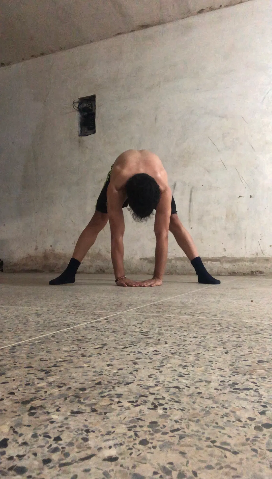 vasrm9kFWt…
Payout: 0.061 HBDHandstand+Rutina de estiramiento
2025-11-01 22:05<liketuimages> <center> ![kqngD2Os5nLLQXhz_IMG_3844.png