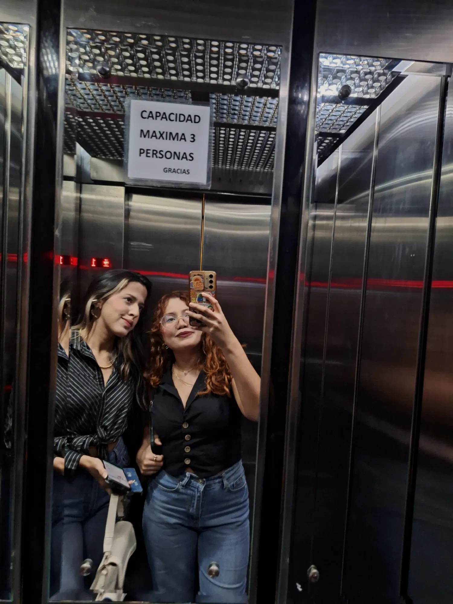 4NTCQV6gHSMCABZs_1000809486.webp