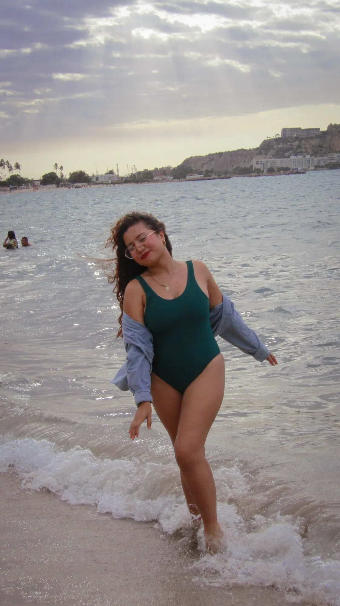 5hx14jrntZgy4WW7_1000768420.webp