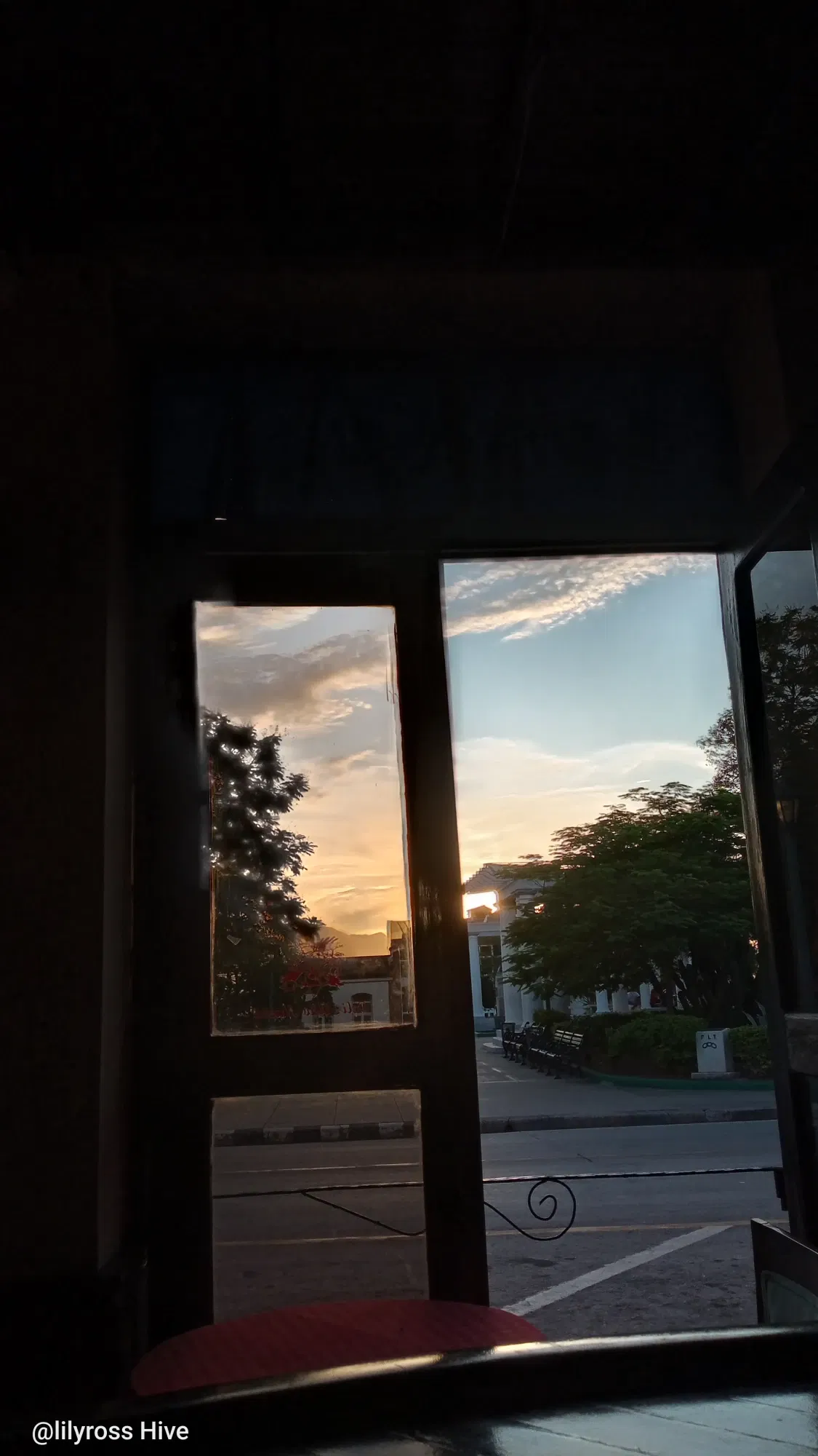 Dyd9NnGIzH6…
Payout: 0.000 HBDOctubre
2025-10-10 13:49<liketuimages> <center> ![M448NN9IoNypTHrM_1000212147.webp