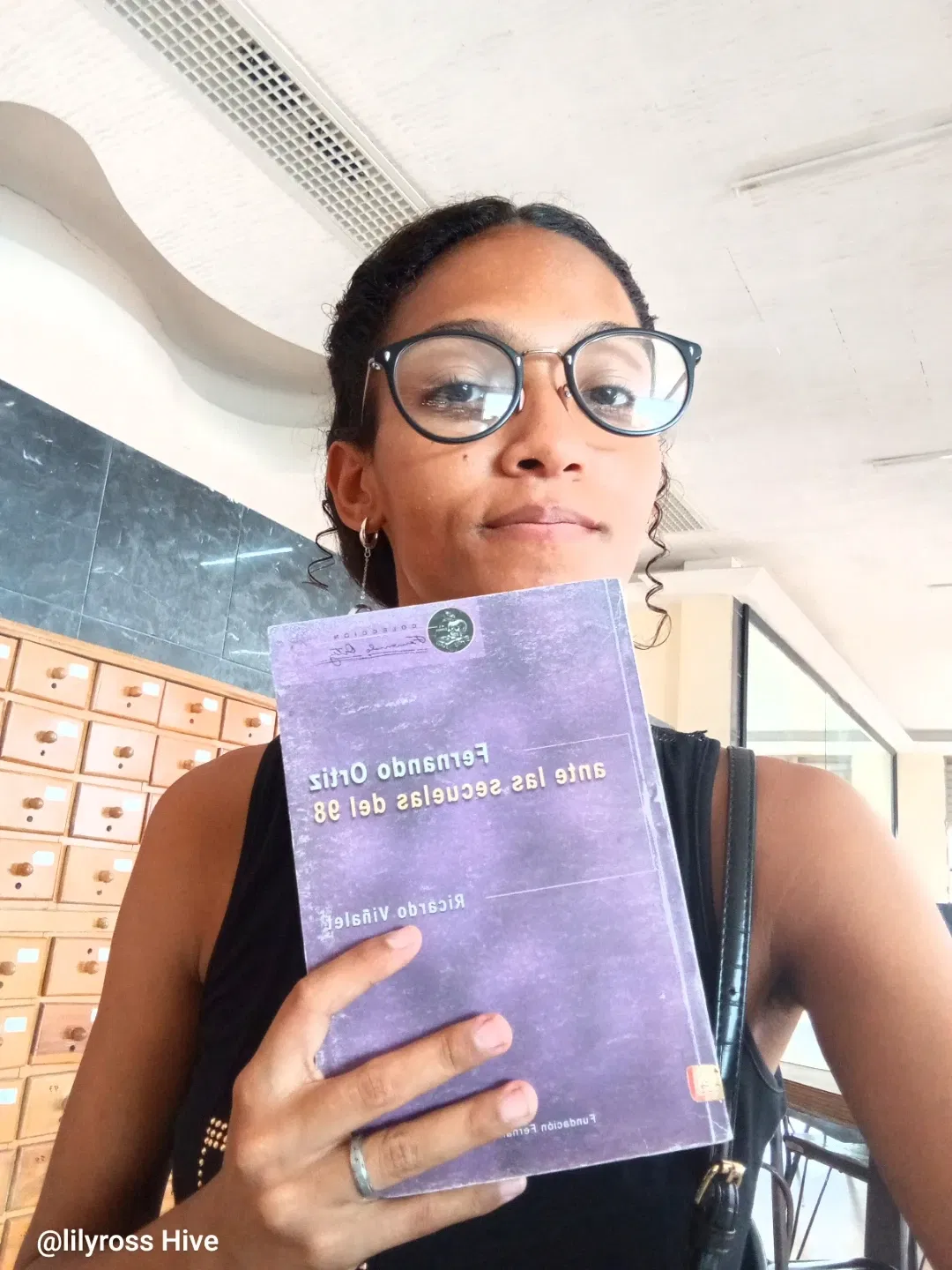 wiInkRXzwMt…
Payout: 0.000 HBD(EN- ES) Starting on Hive // Iniciando en Hive
2025-08-12 14:38Hello Hive. I'm pleased to begin in the community. My name is María Fernanda Roca Viamontes. I'm 21 years old. I'm starting the seventh semester of Russian and German Language St…
Payout: 0.000 HBDUn paseo entre libros
2025-08-11 20:57<liketuimages> <center> ![e1k84htQbbtfTeuP_1000127193.webp