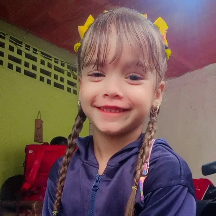 2Usli6robNZGrGmD_InCollage_20250613_212912520.webp