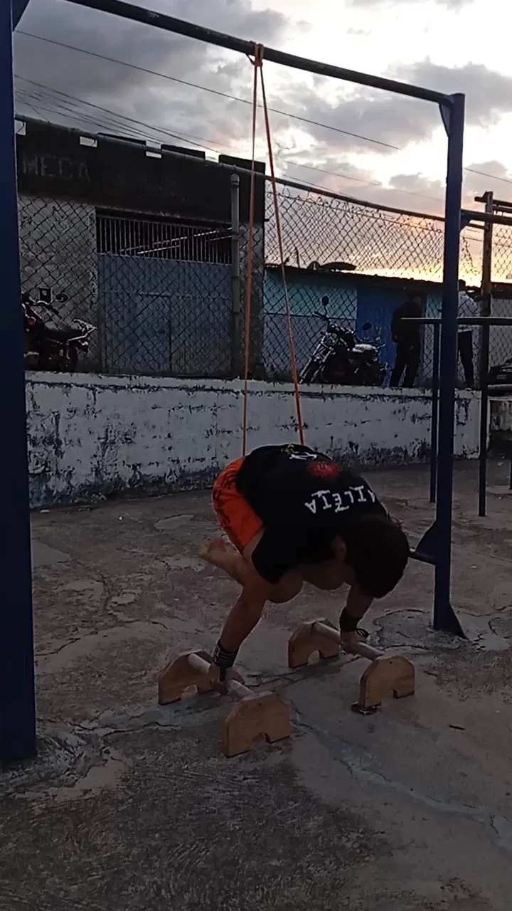 snKBUUs0OanVXzoT_2025-08-13_15-49-10.webp