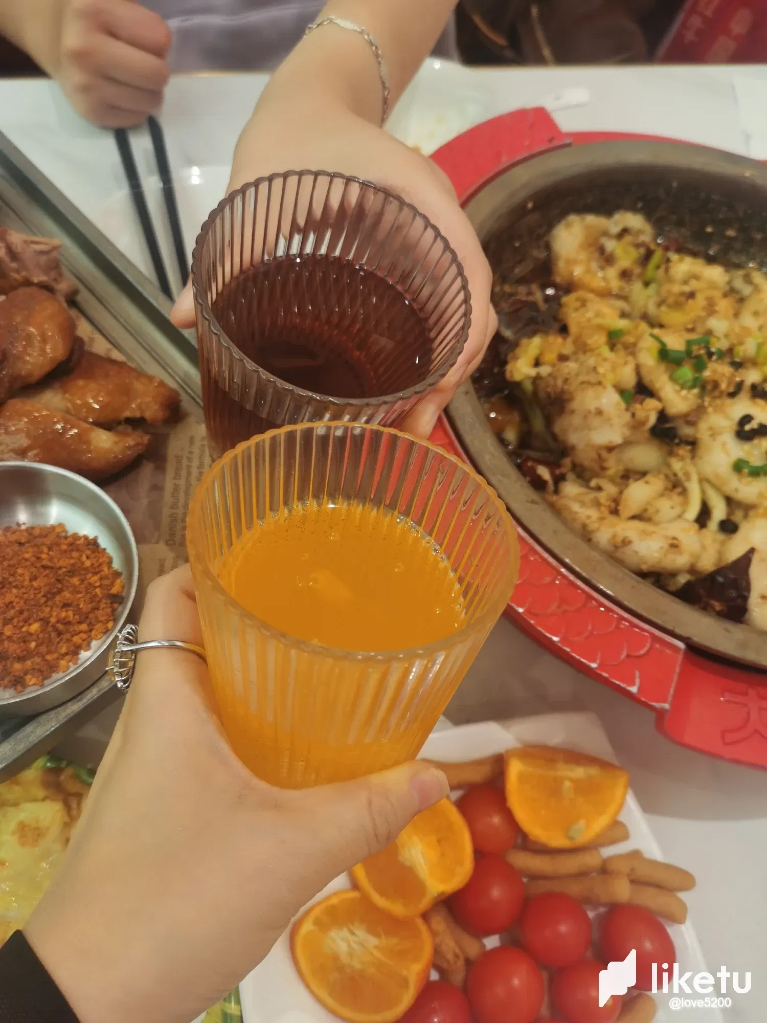 【大年初四--大丰收！好运来！！】•Abundant Harvests,Boundless Good Fortune.