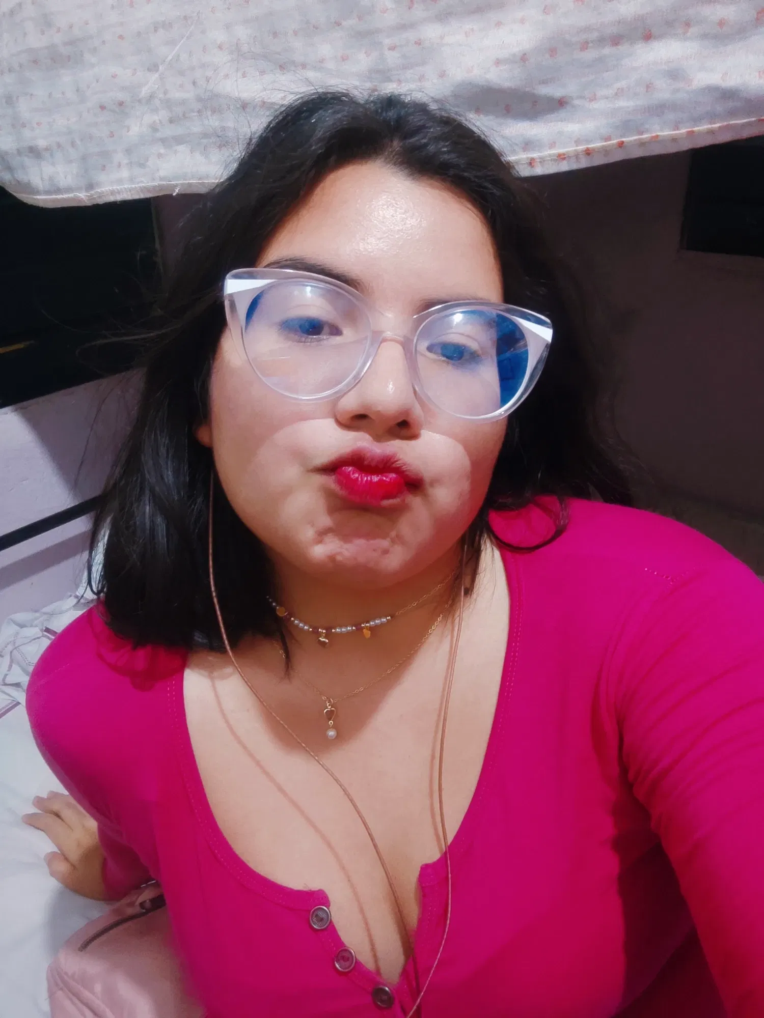 pxVfknSNUJFMuX8u_KOLORO_1751066099537.webp