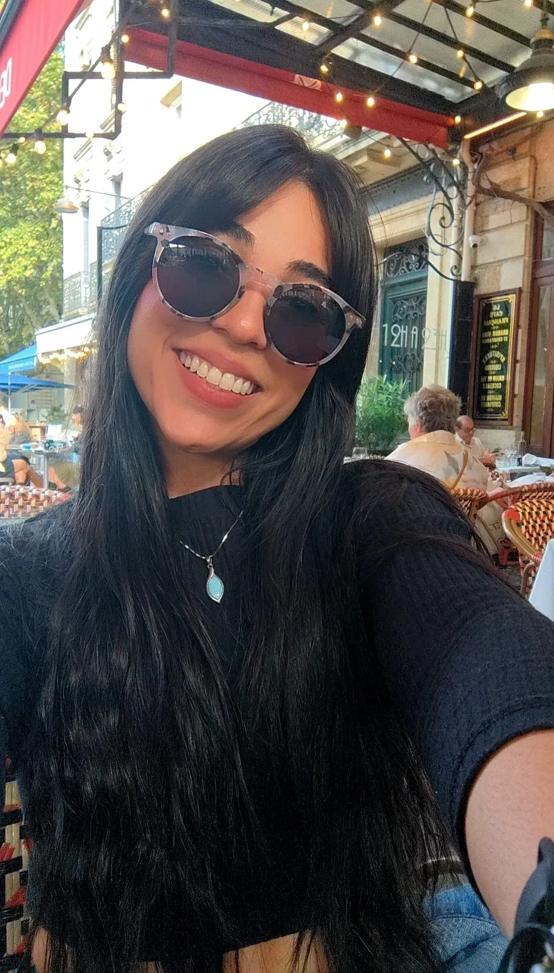 dHTwwYUFLv1mJqnw_1000218450.webp