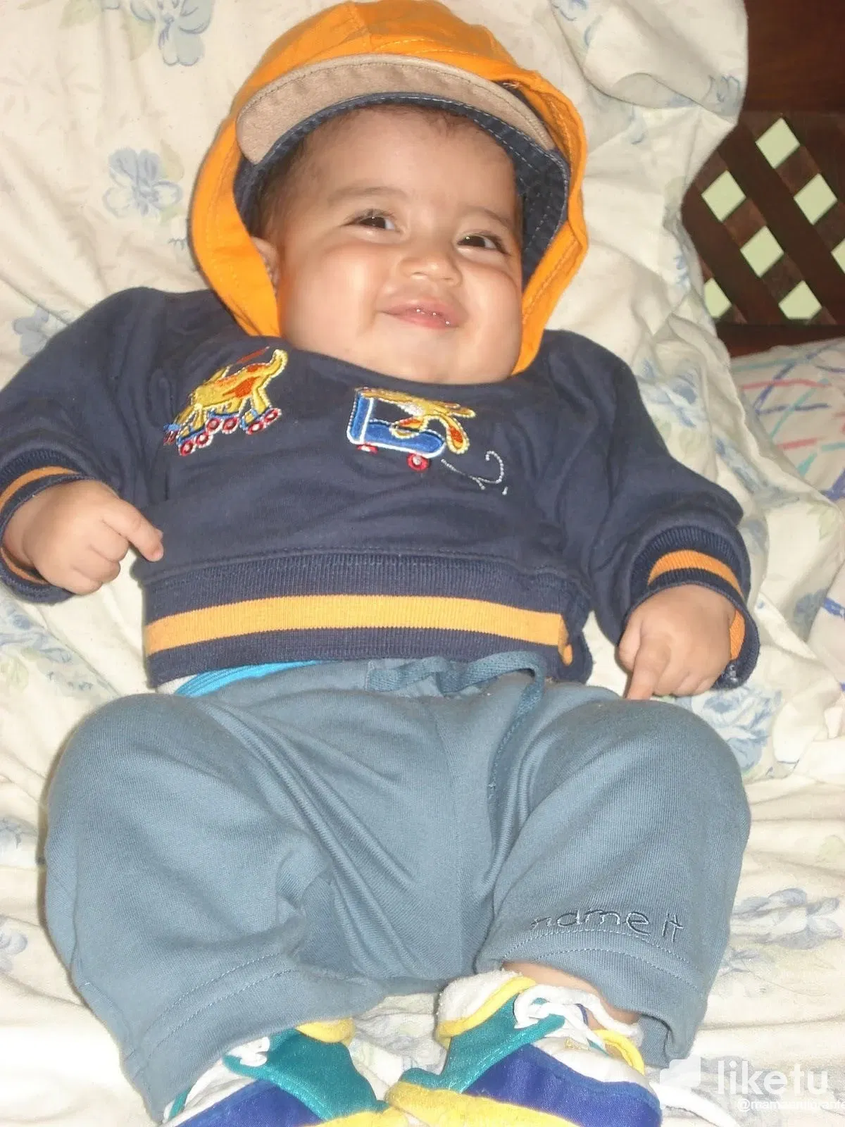 clr2hfpn300kbr8sz8of73zg9_ultimas_abraham_con_abuelito_078.webp