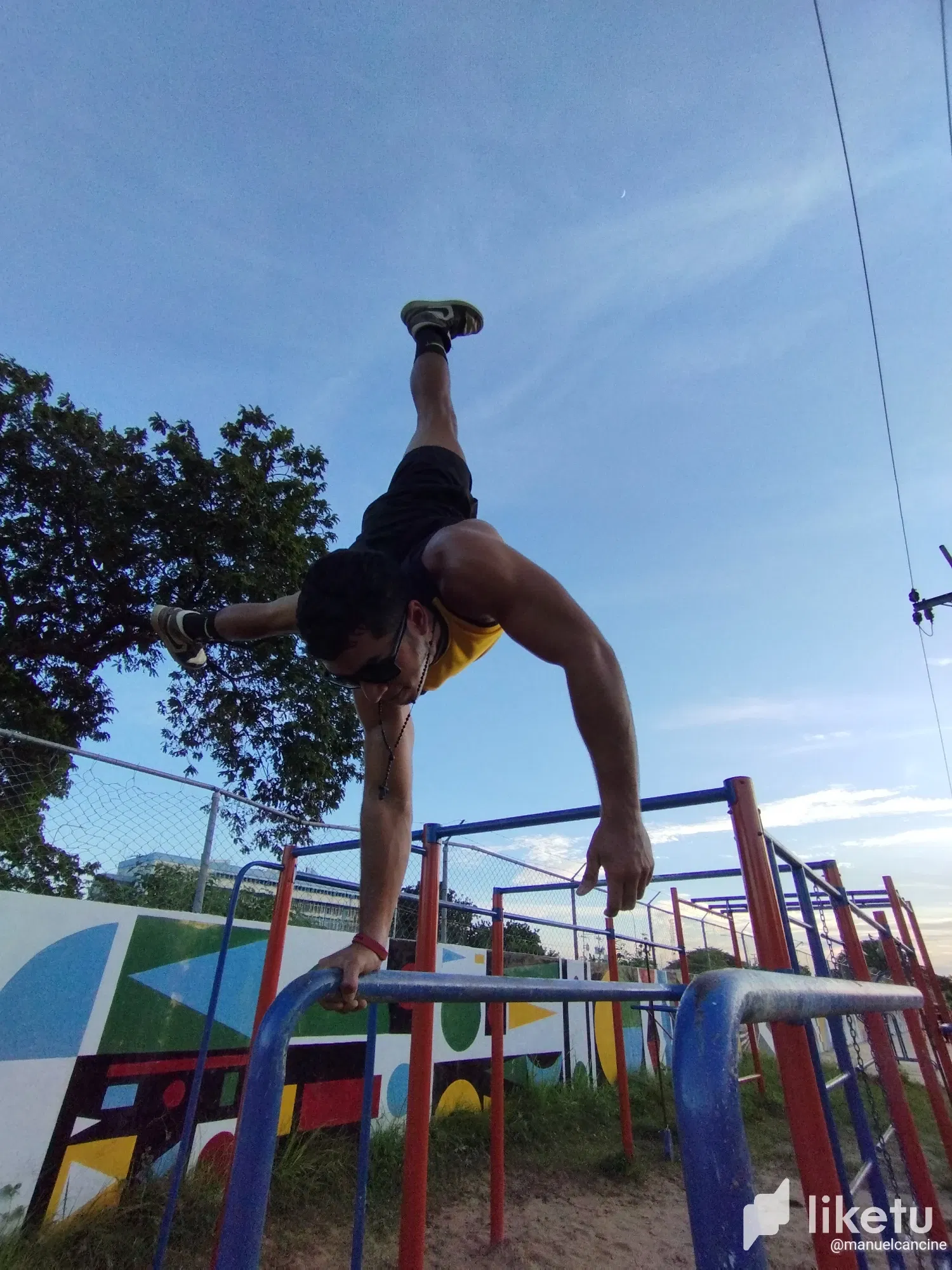 clkgzazbt00444iszg28r6b1q_1000055045.webp