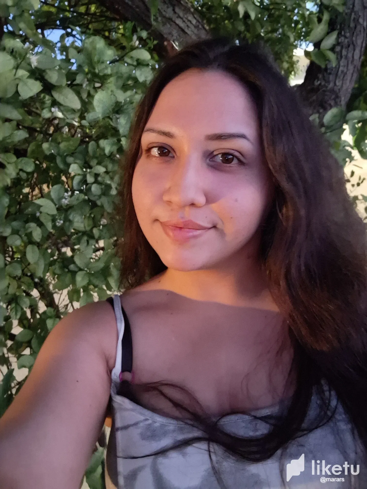hzLxFgE61QzDPfvJ_20250511_184604.webp/