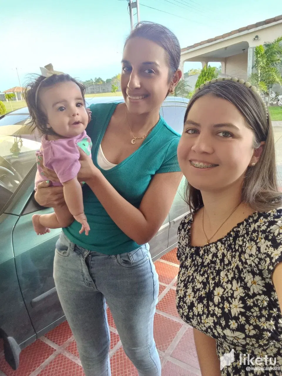 clvmxpb0r009o25sze79r1zev_2.webp