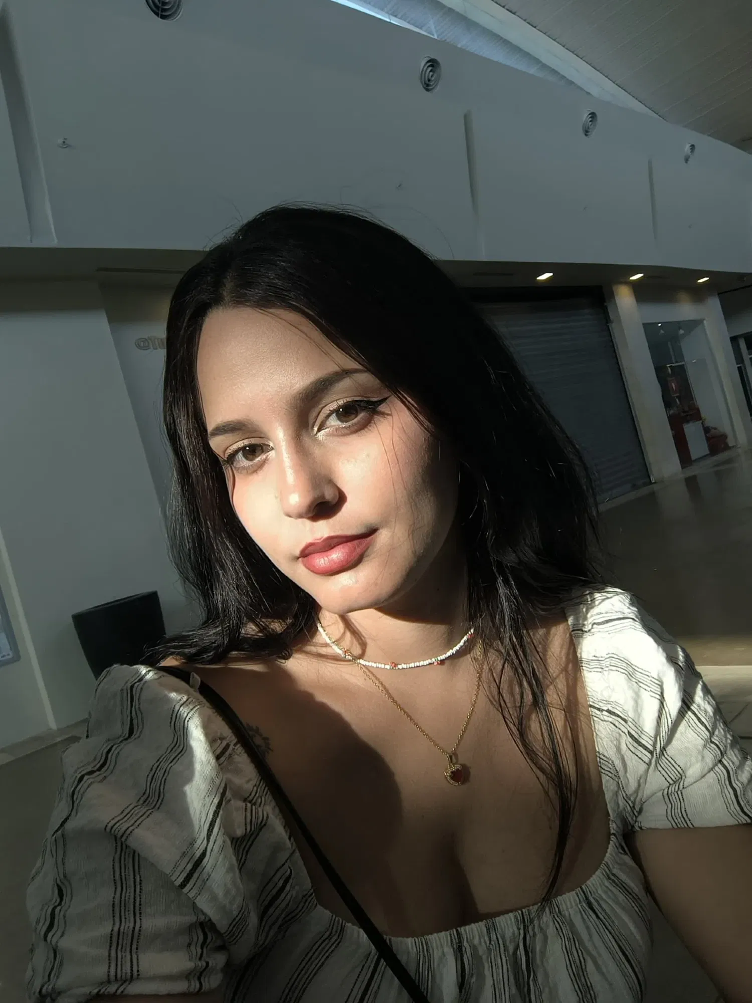EbhuwBK8cjgWu39E_1000407501.webp