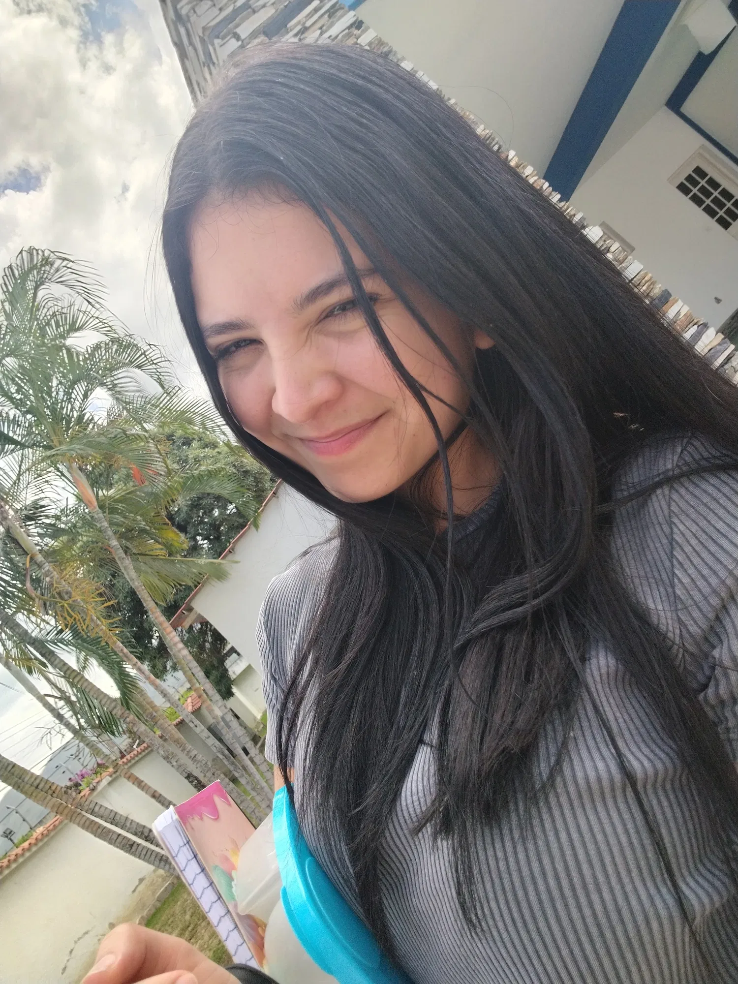 4phFFTGFJ3NynE6i_1000052287.jpg