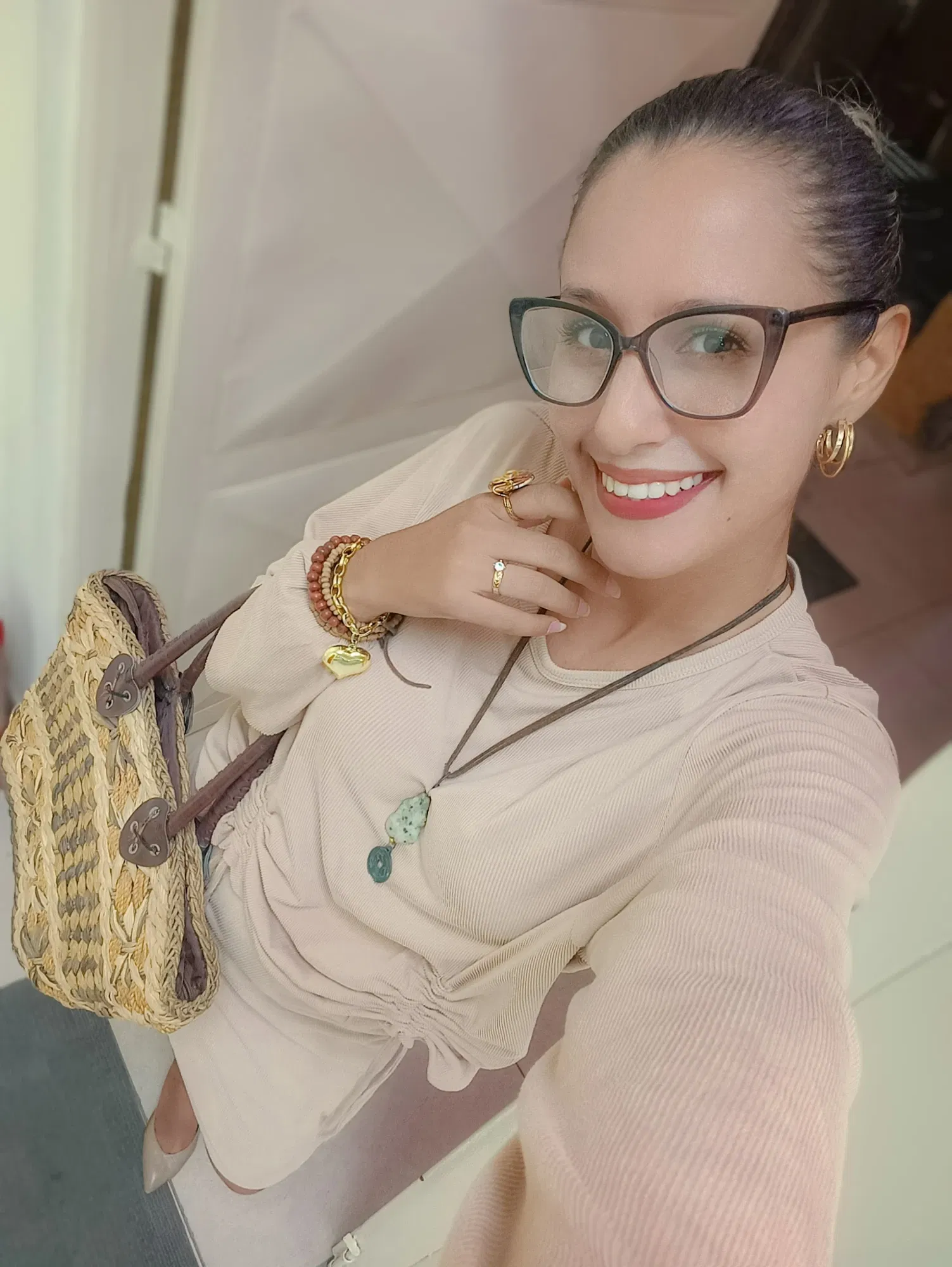 6uIfLPDce8IZ47BF_Picsart_25-04-07_18-26-23-7342.webp