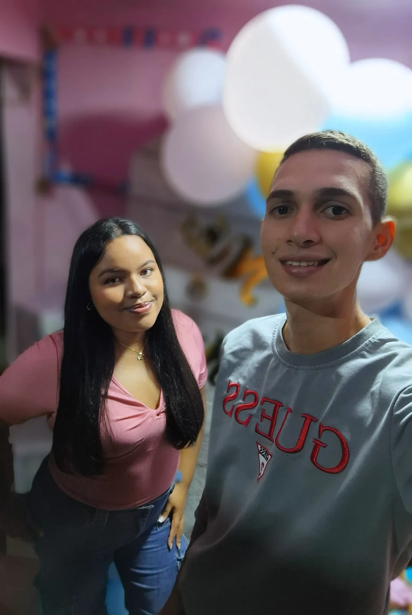 pFpyz53PfajfIkr4_1000873564.webp