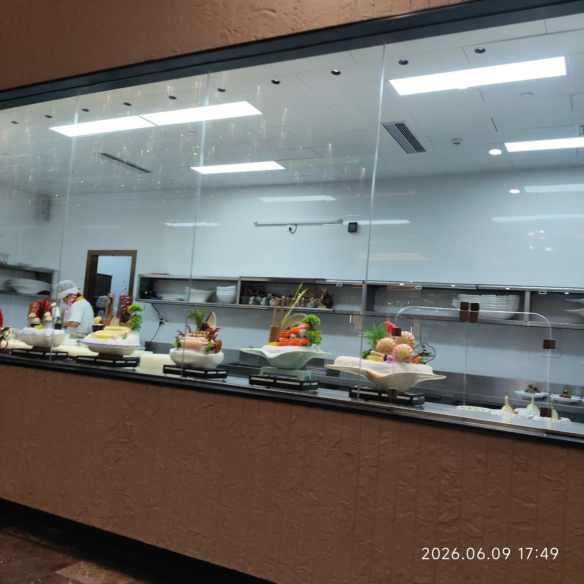 8BSNOKJJPYILViNy_1000204293.webp