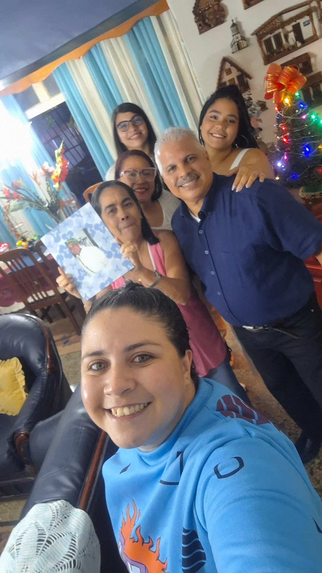 vTKjRFAxR19G2Vn6_1000183664.webp