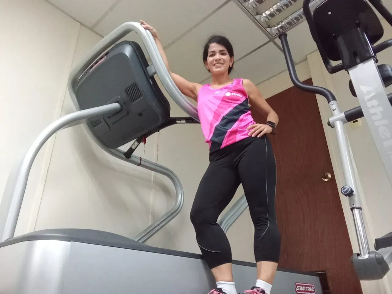Entrenamiento combinado en el gym.