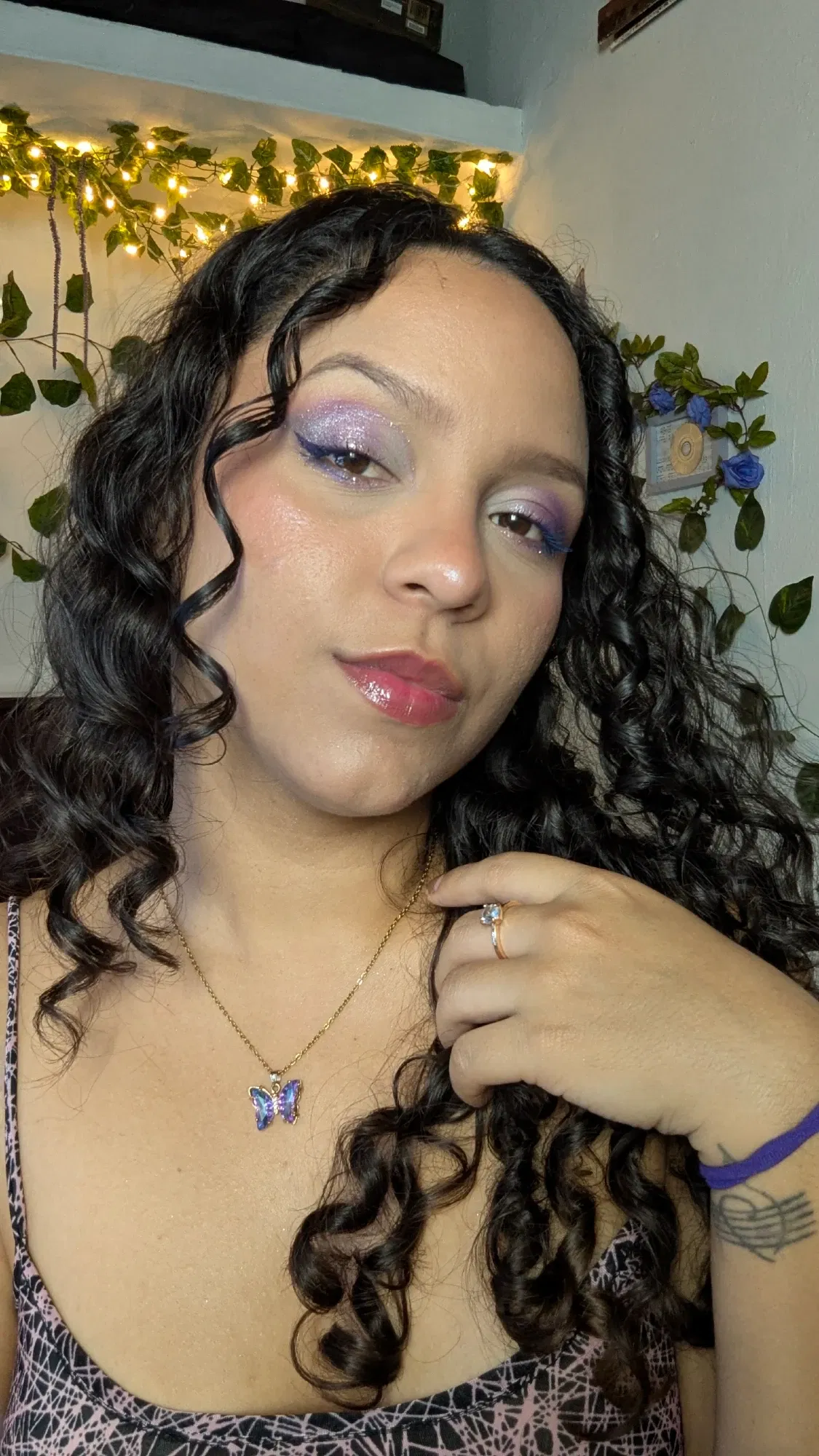 fTO7VpA…
Payout: 0.000 HBDMaquillaje morado con brillos dorados ✨
2025-04-18 05:29<liketuimages> <center> ![6p0nhUyrKrtSogOP_1000004889.webp