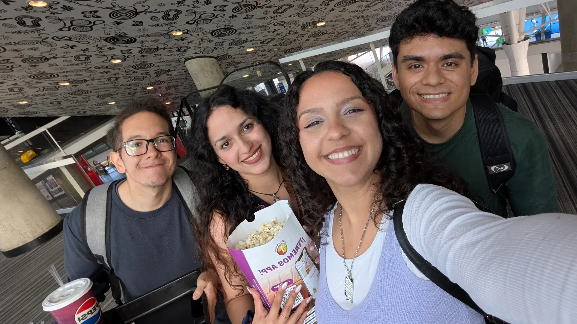 CXoJ2IfrcfaAQN3w_1000004649.webp