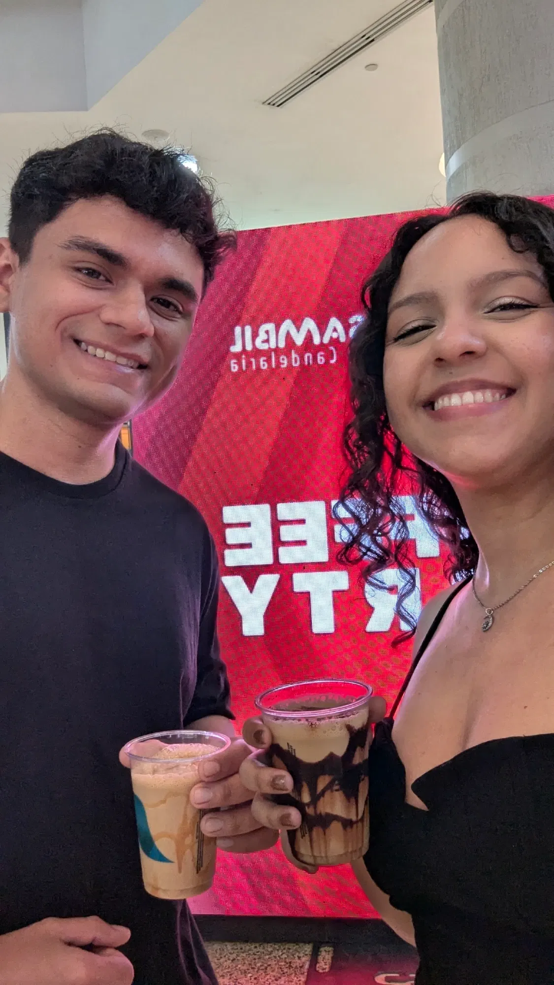 VvupfjL4PZqZCJiv_1000004578.webp