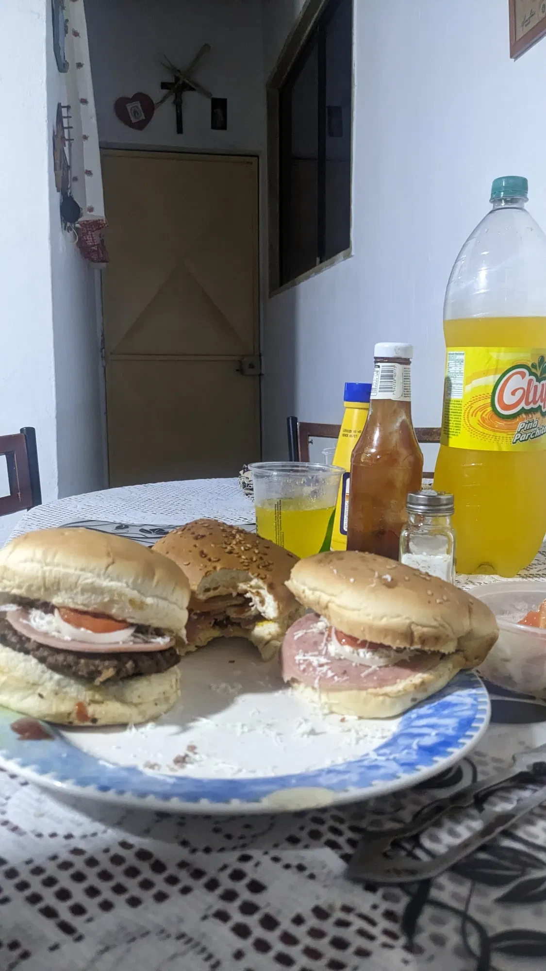 fTO7VpAHhABrnEmj_1000004927.webp