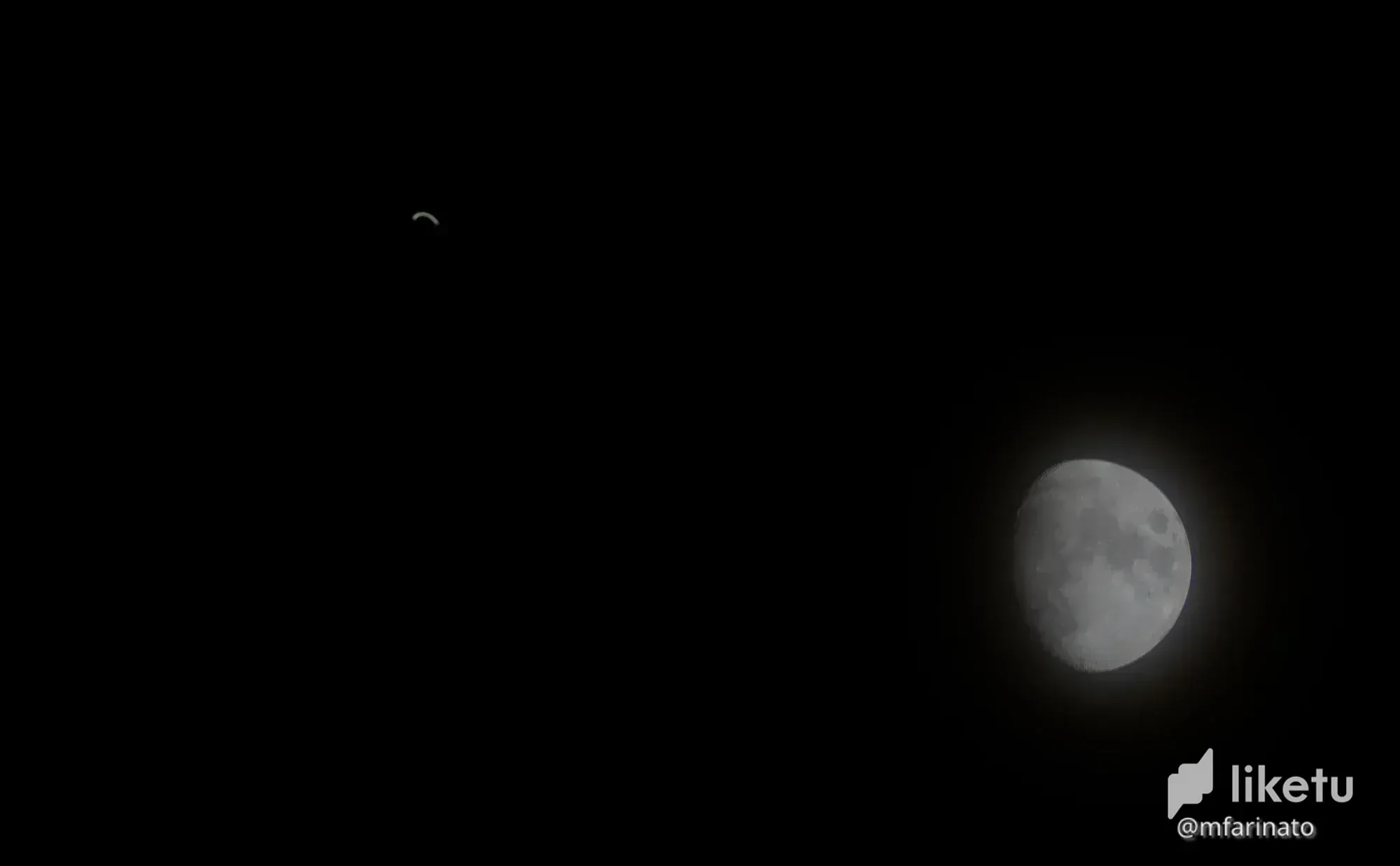 cla2u04d700cb1ckc73cm0y8r_Jupiterandmoon.webp
