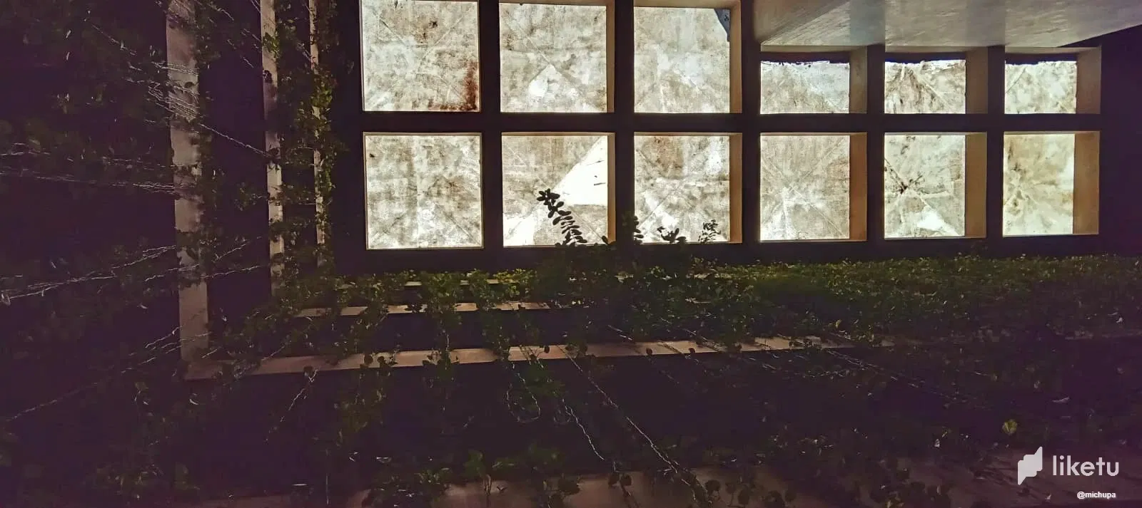 clrjvz6uu003sdisz2obt6iyz_2.webp