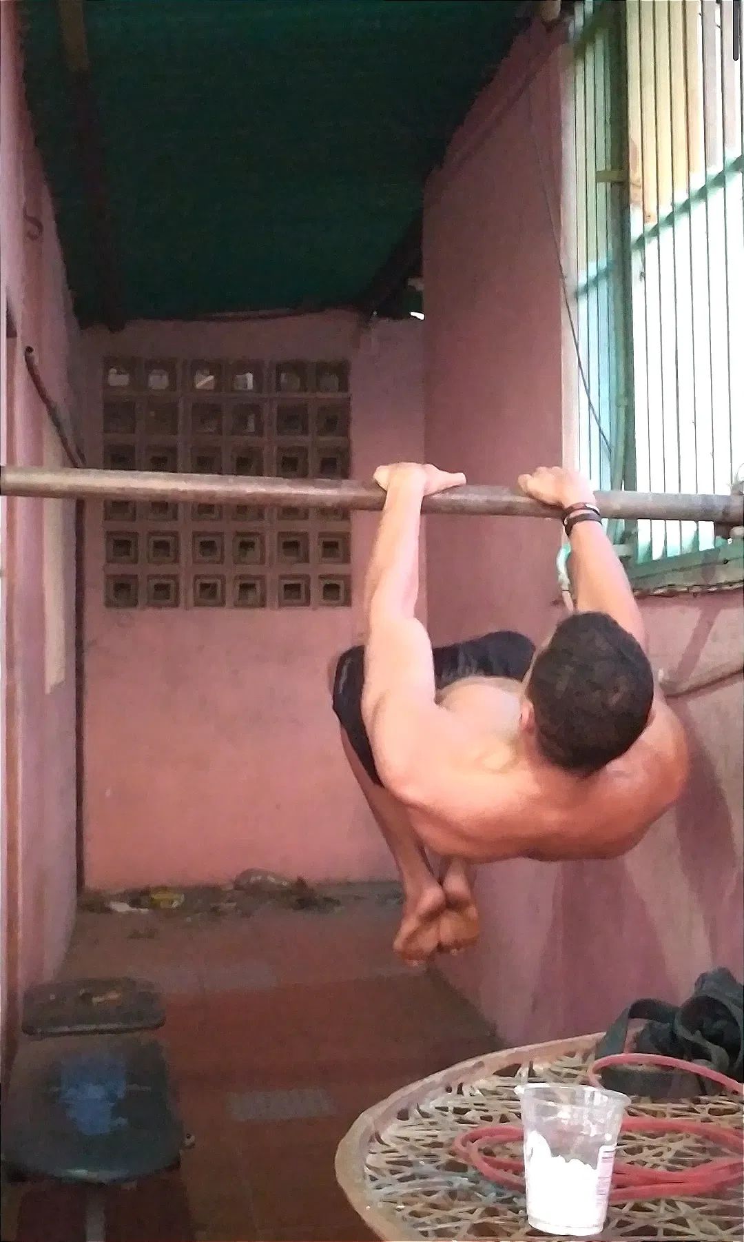 d49YmytaSzTK2gVV_Screenshot_2025-09-22-22-09-23-595_com.miui.videoplayer.webp