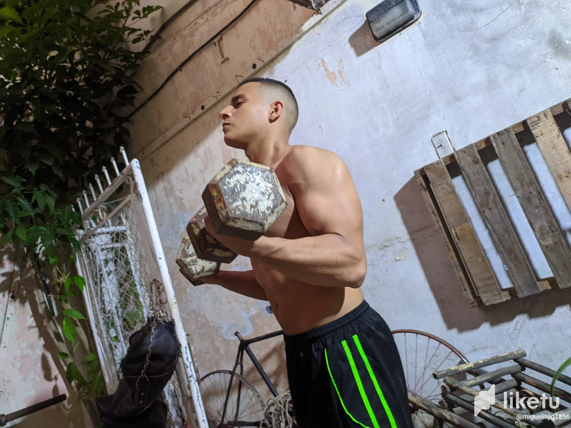 clsvaf6ly01py7zszbv14c2jj_IMG_20240125_185252.webp