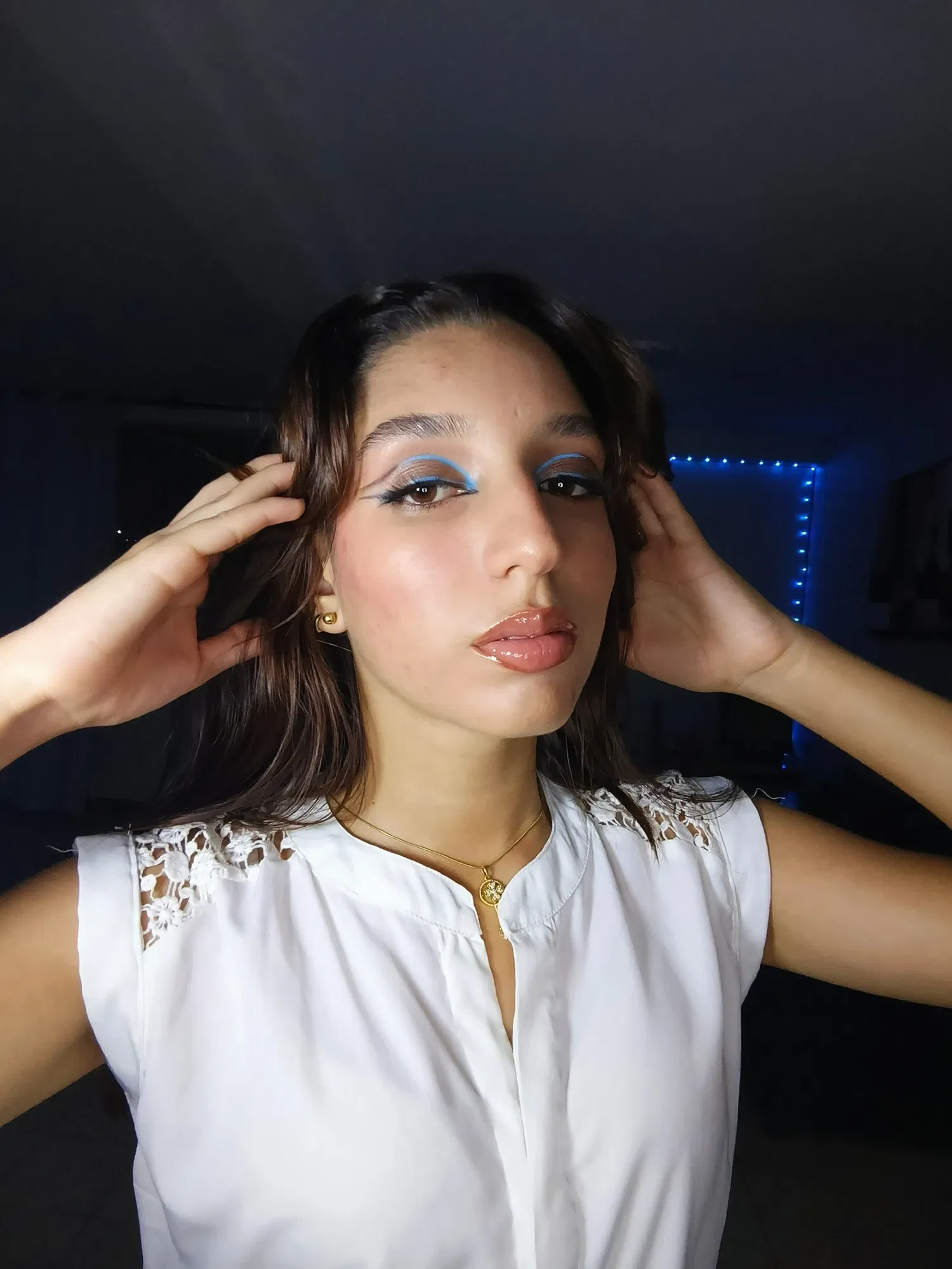 9IglXHADFMErV0Vl_1000188921.webp
