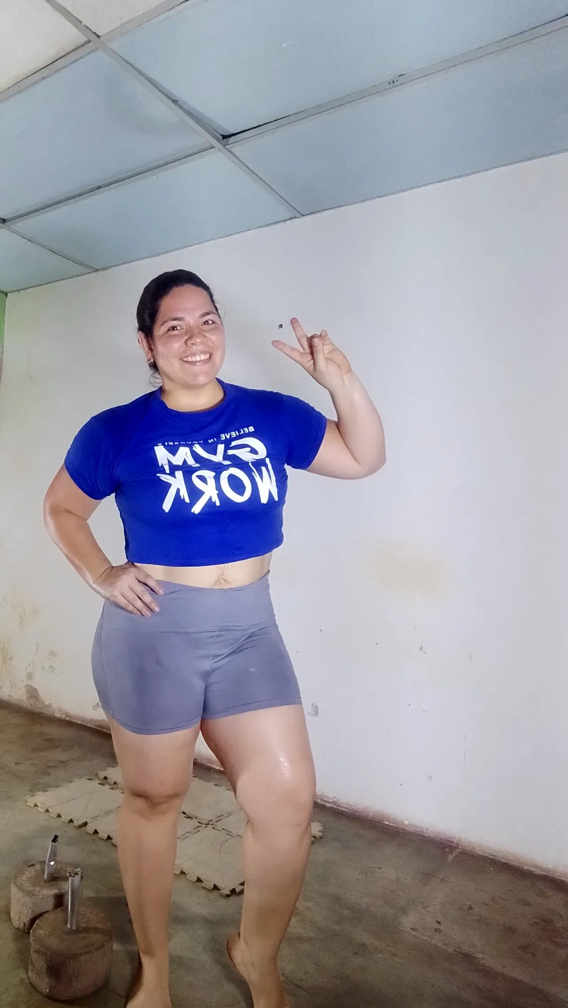 dD7FAunXo3x2goUx_1758921947232.webp