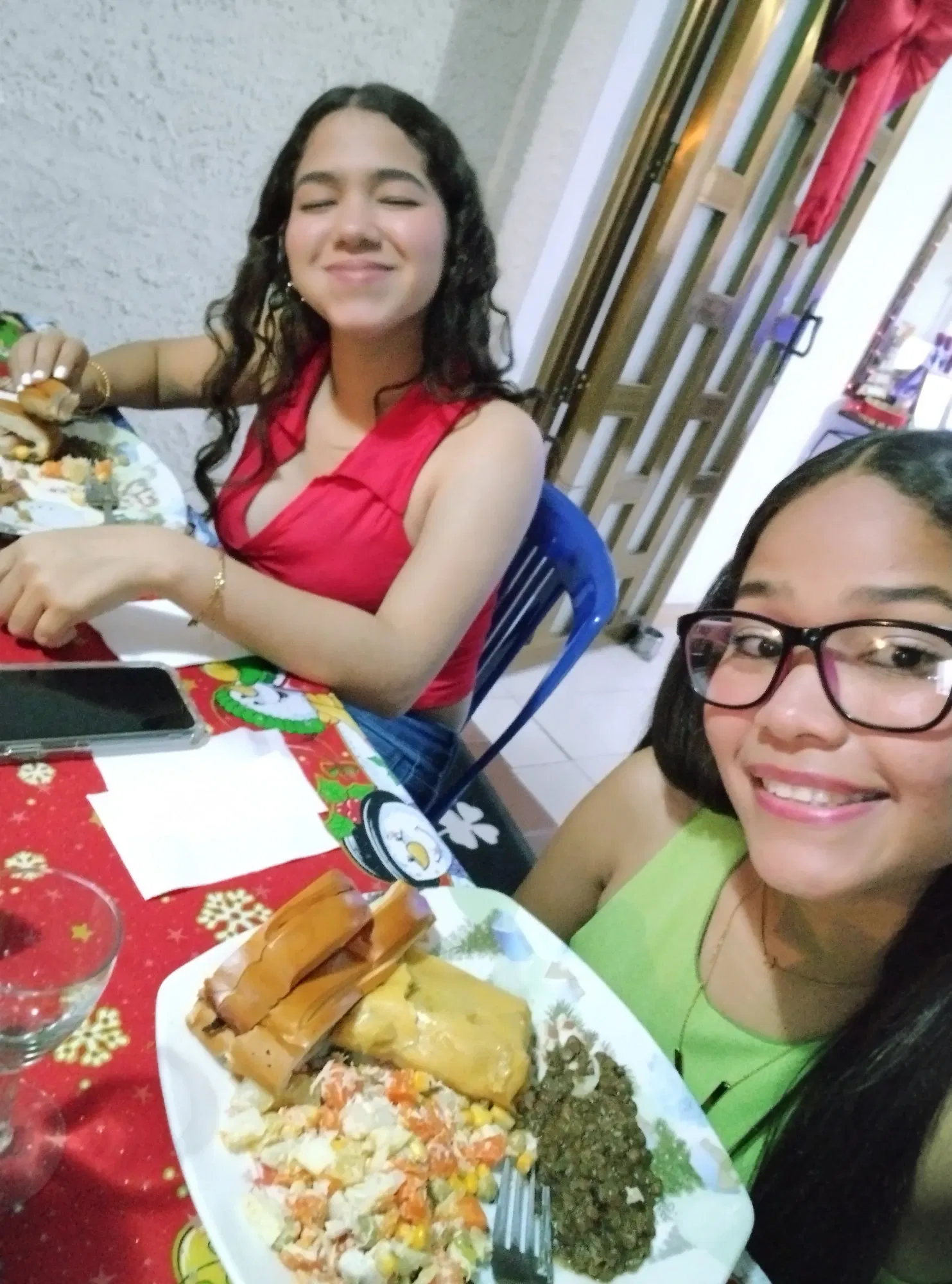 tTnbcNNReWz1jYrY_1000555846.webp