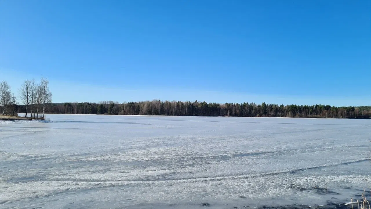 Snow starts meling - 04302021