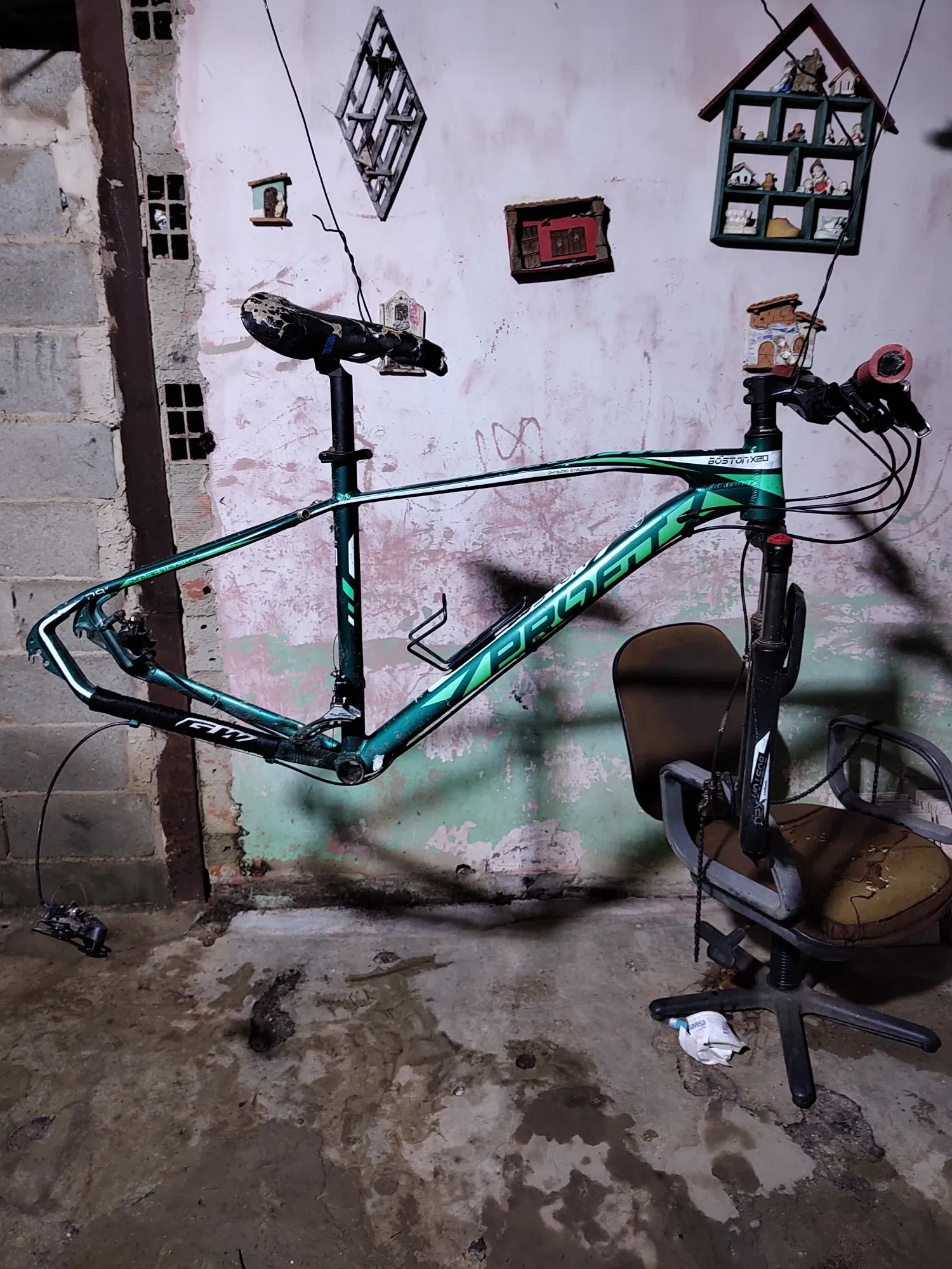 yhftKQwUa…
Payout: 0.000 HBDDía de mantenimiento a mi bicicleta 🚲
2025-04-23 07:49<liketuimages> <center> ![lChh9mjHRyrZlw8u_1001366226.webp