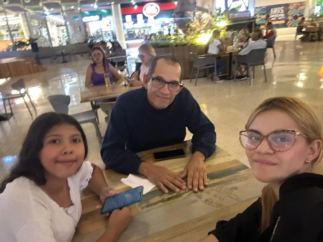 X5MpohoOIsQMWUQk_37.webp
