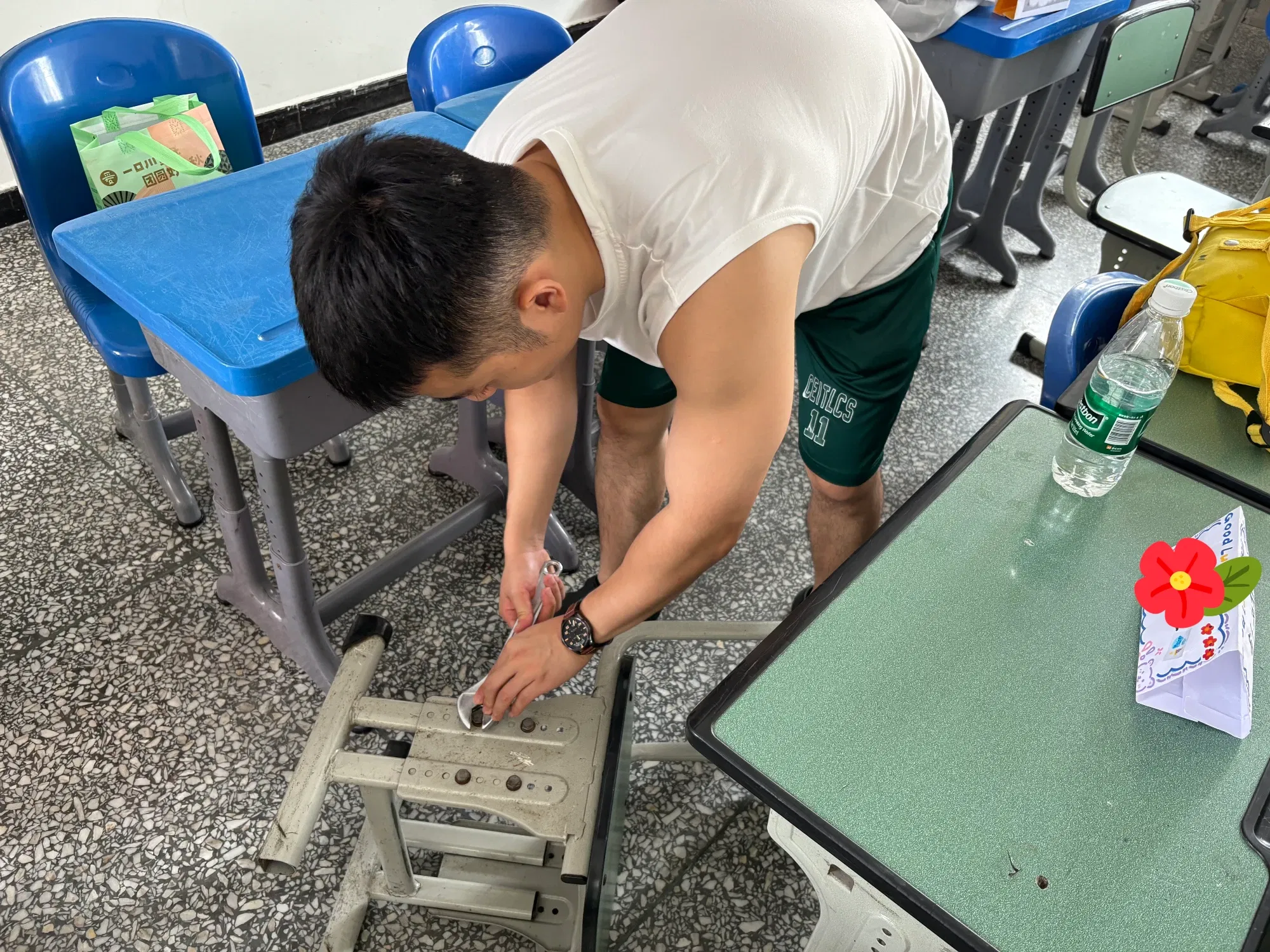 7QUuIzufdT27JgrK_15673.webp