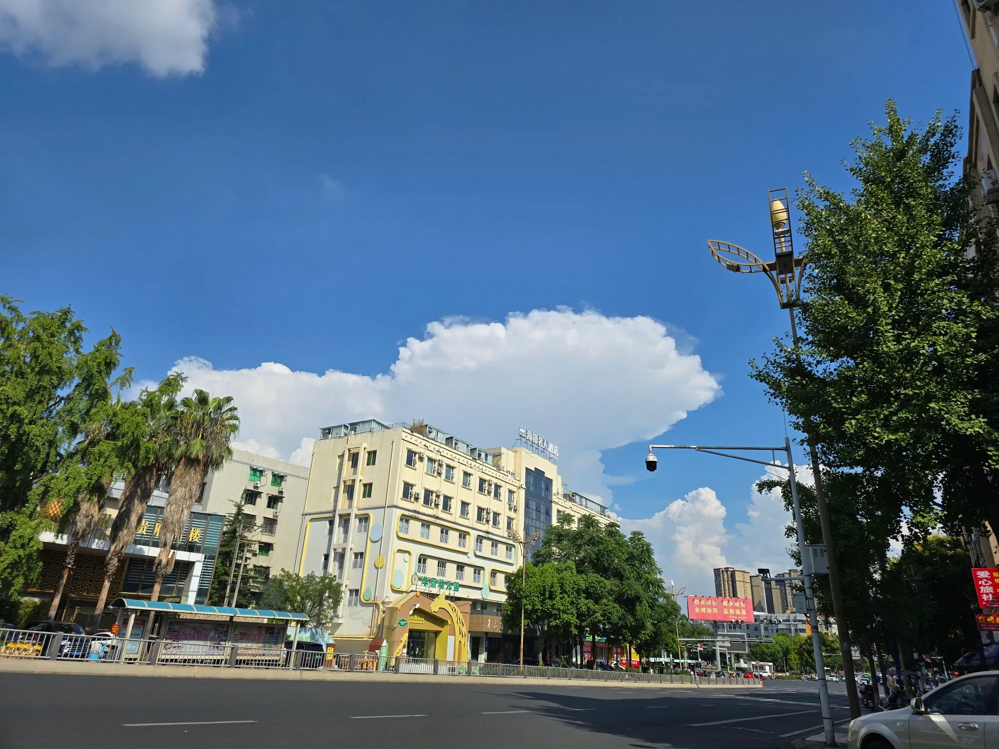 fQyuyhNAza0aMPv6_11151.webp