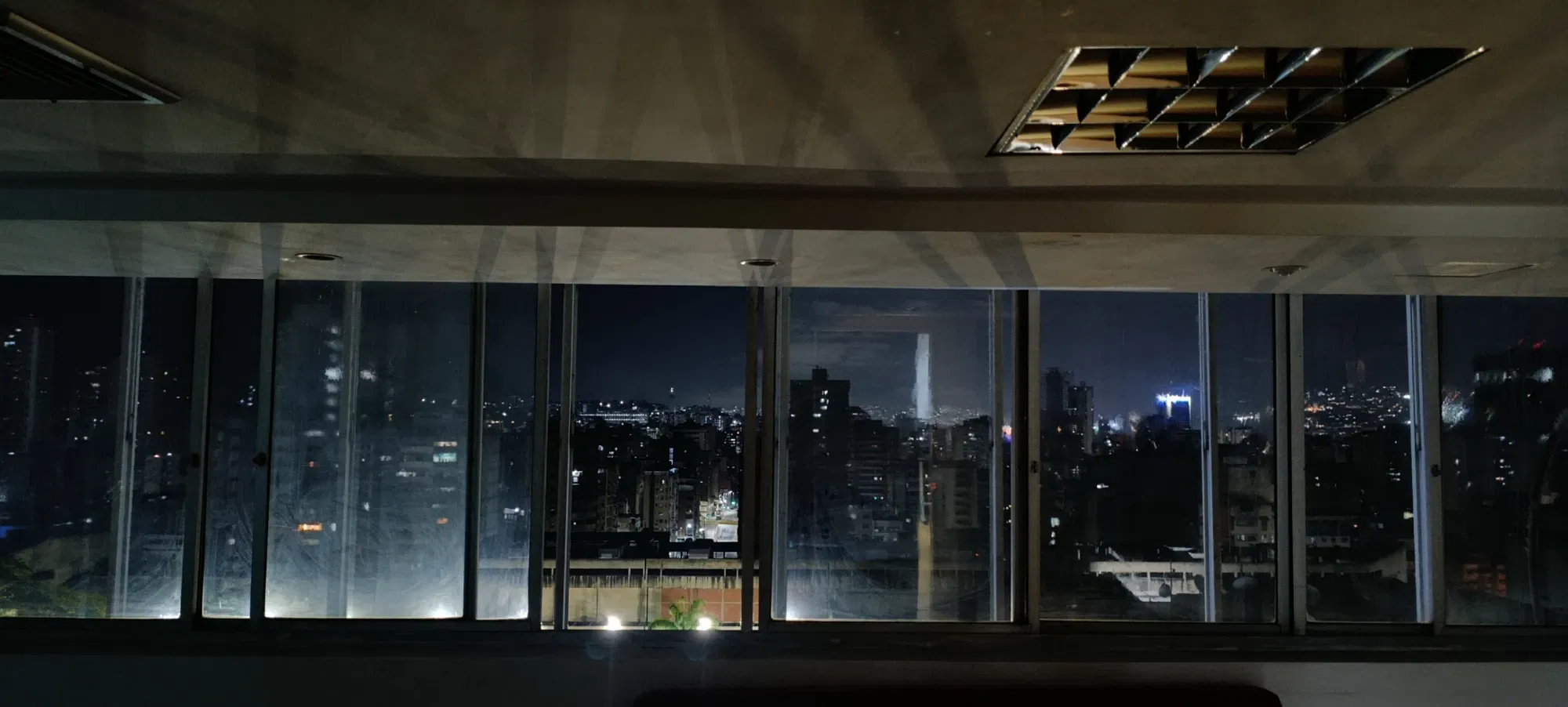 Una mirada hermosa de la capital[ESP/ENG]