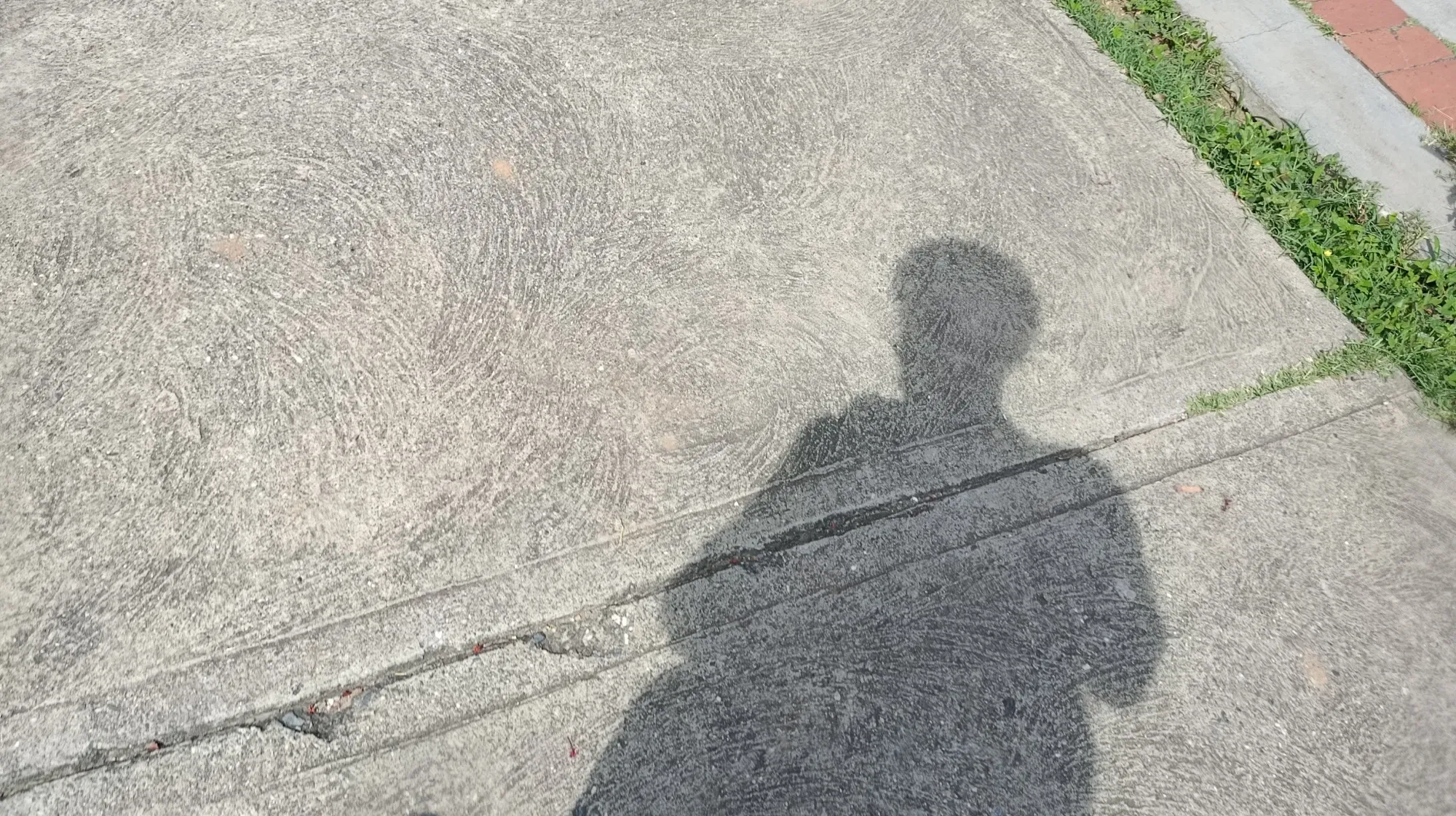 grSmt4XwGhYr9bzr_1000144606.webp