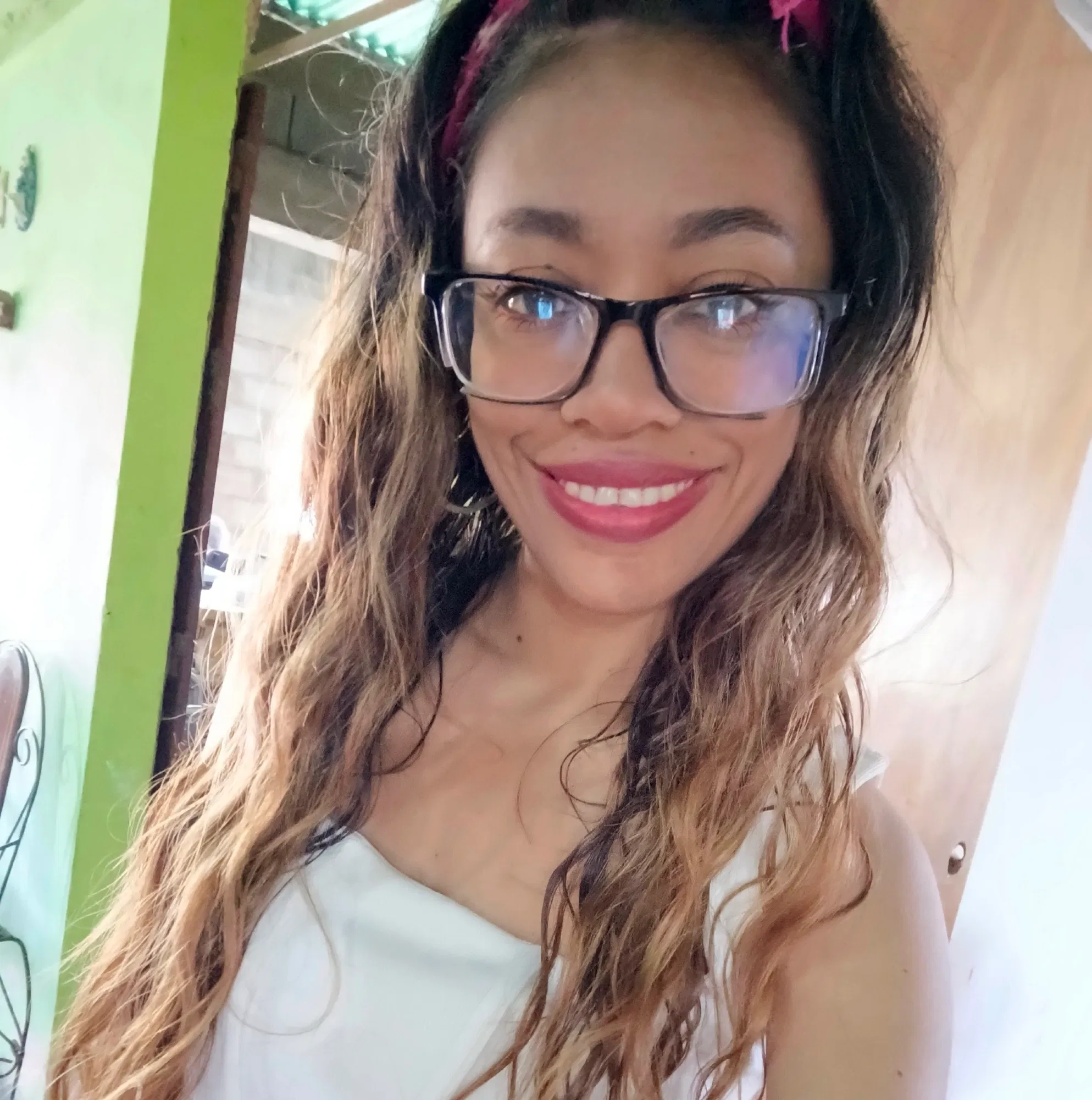 Fs3p1U9tZePZFKHg_1000612878.webp