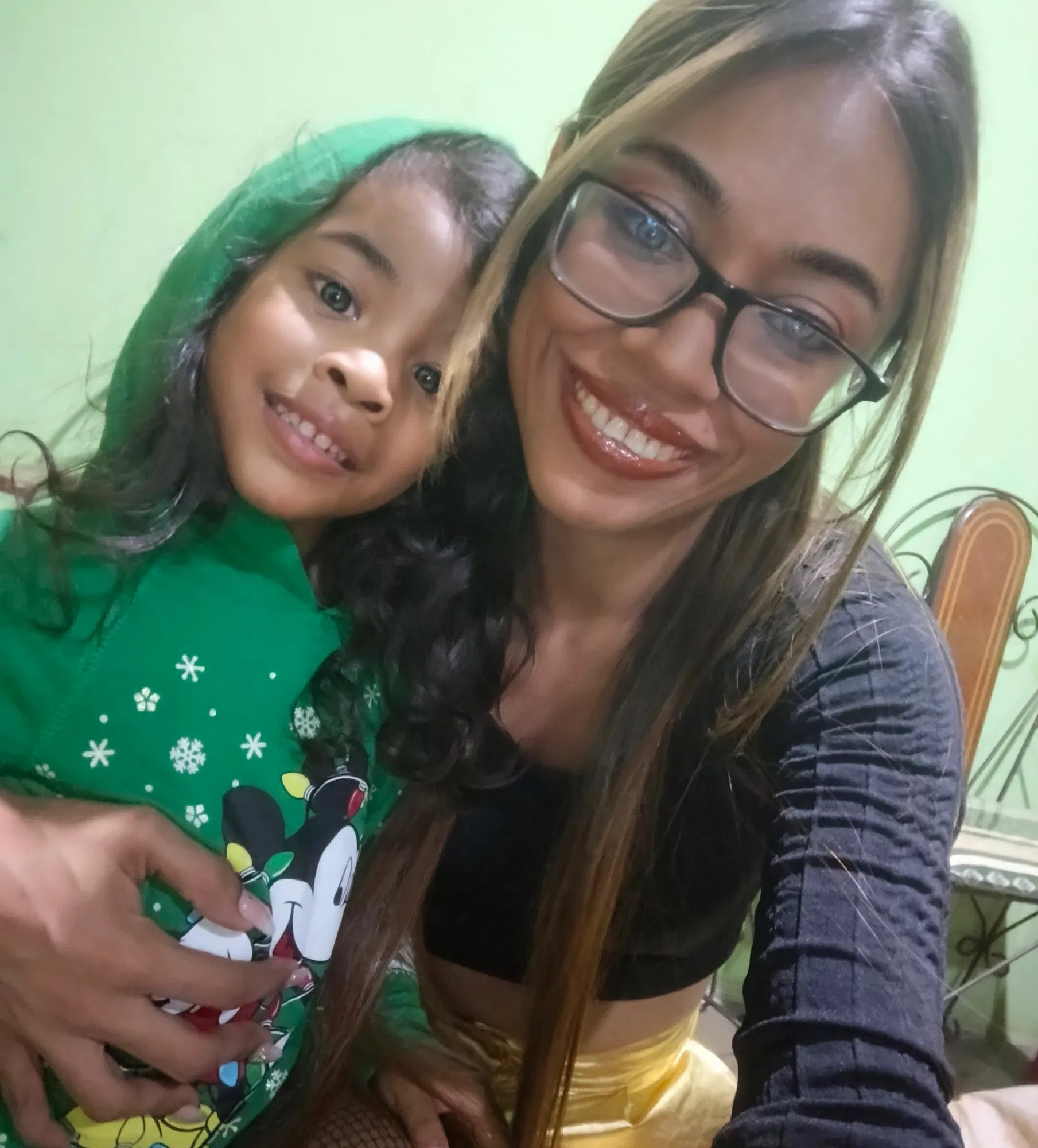 t4n2nLEwyFpSR693_1000614002.webp