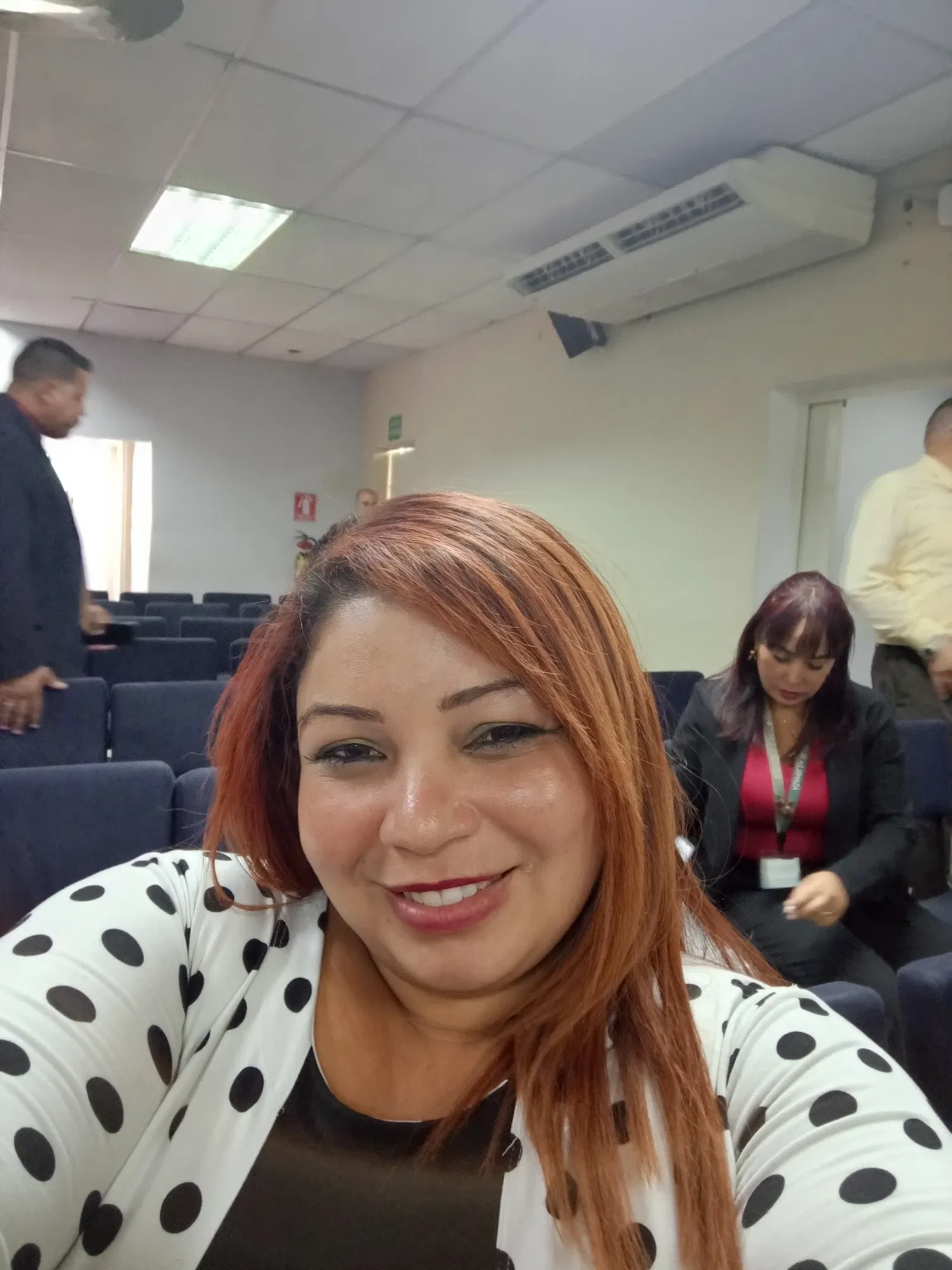 V9JwFrCNPP3kalCT_1000233267.webp