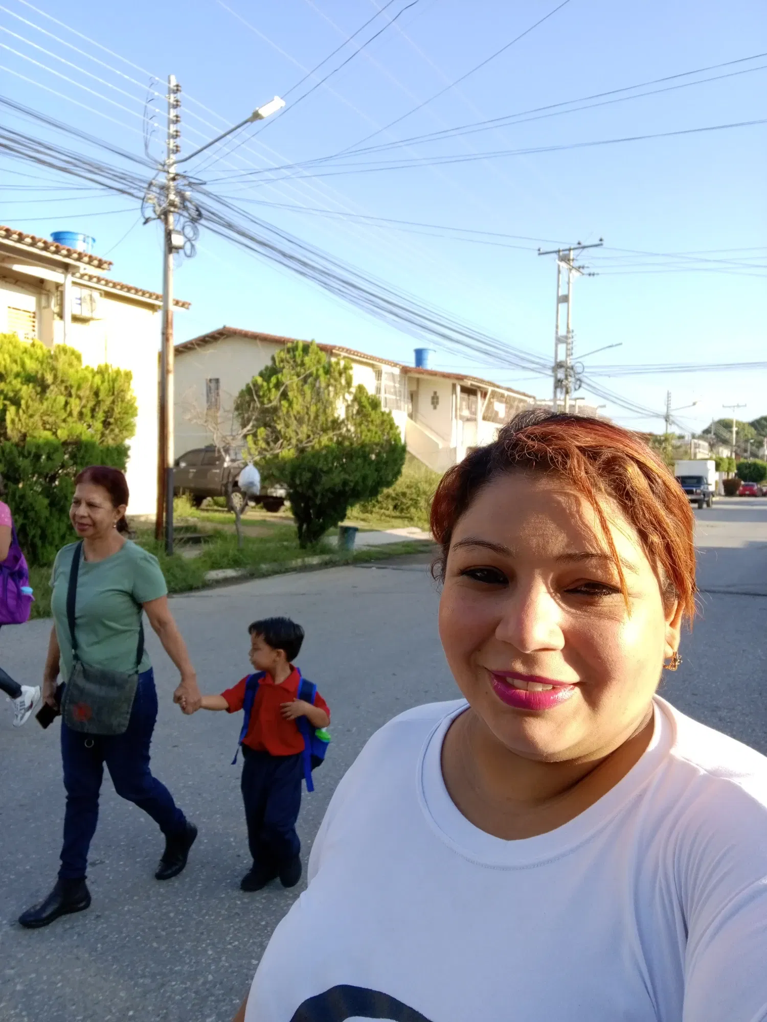 IScj9b8UJ5mV…
Payout: 15.968 HBDFirst day of school
2025-09-22 12:53<liketuimages> <center> ![aDxB9PzghanykCn2_1000270139.webp